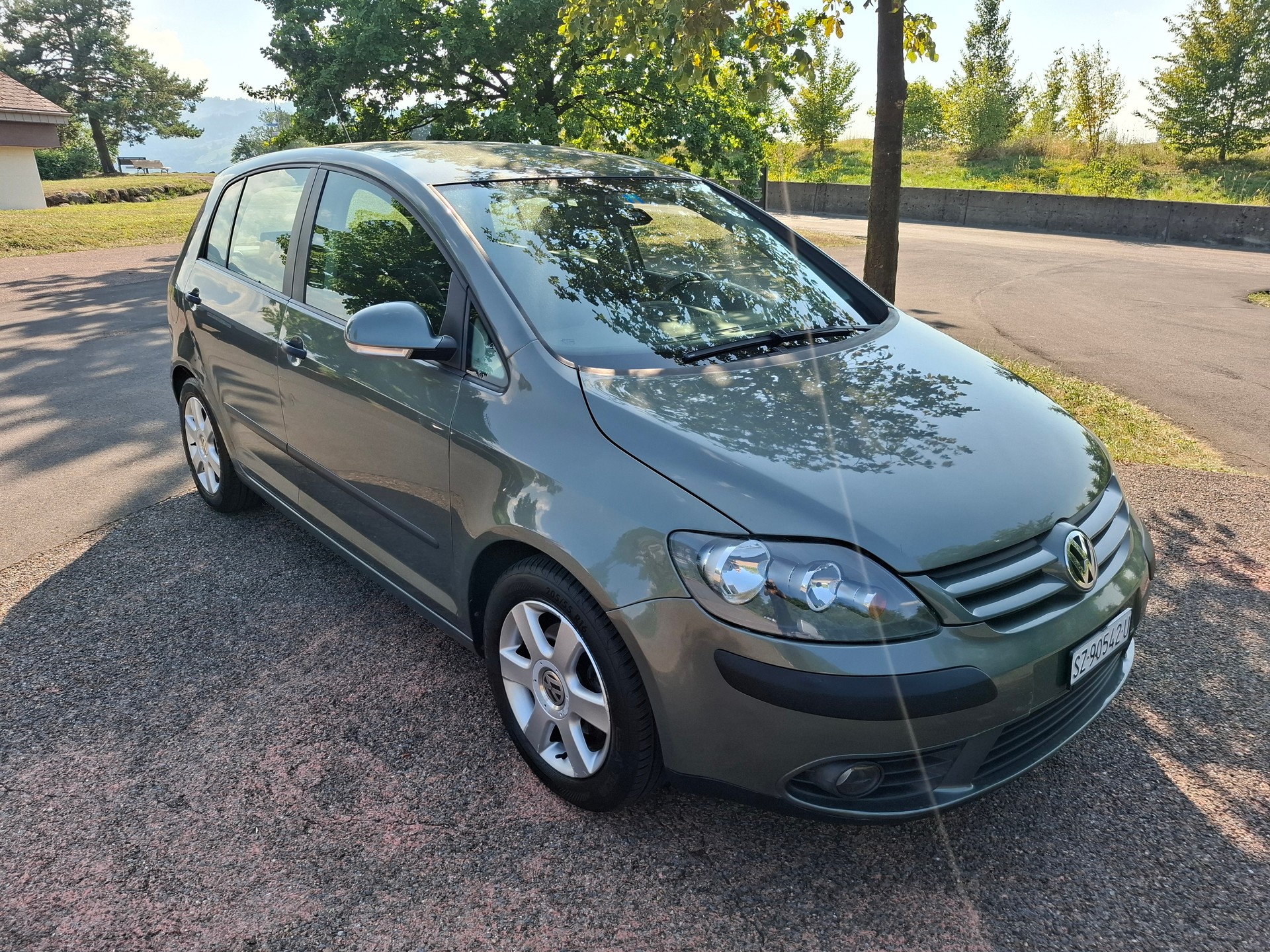 VW Golf Plus 2.0 FSI Comfortline-image-0