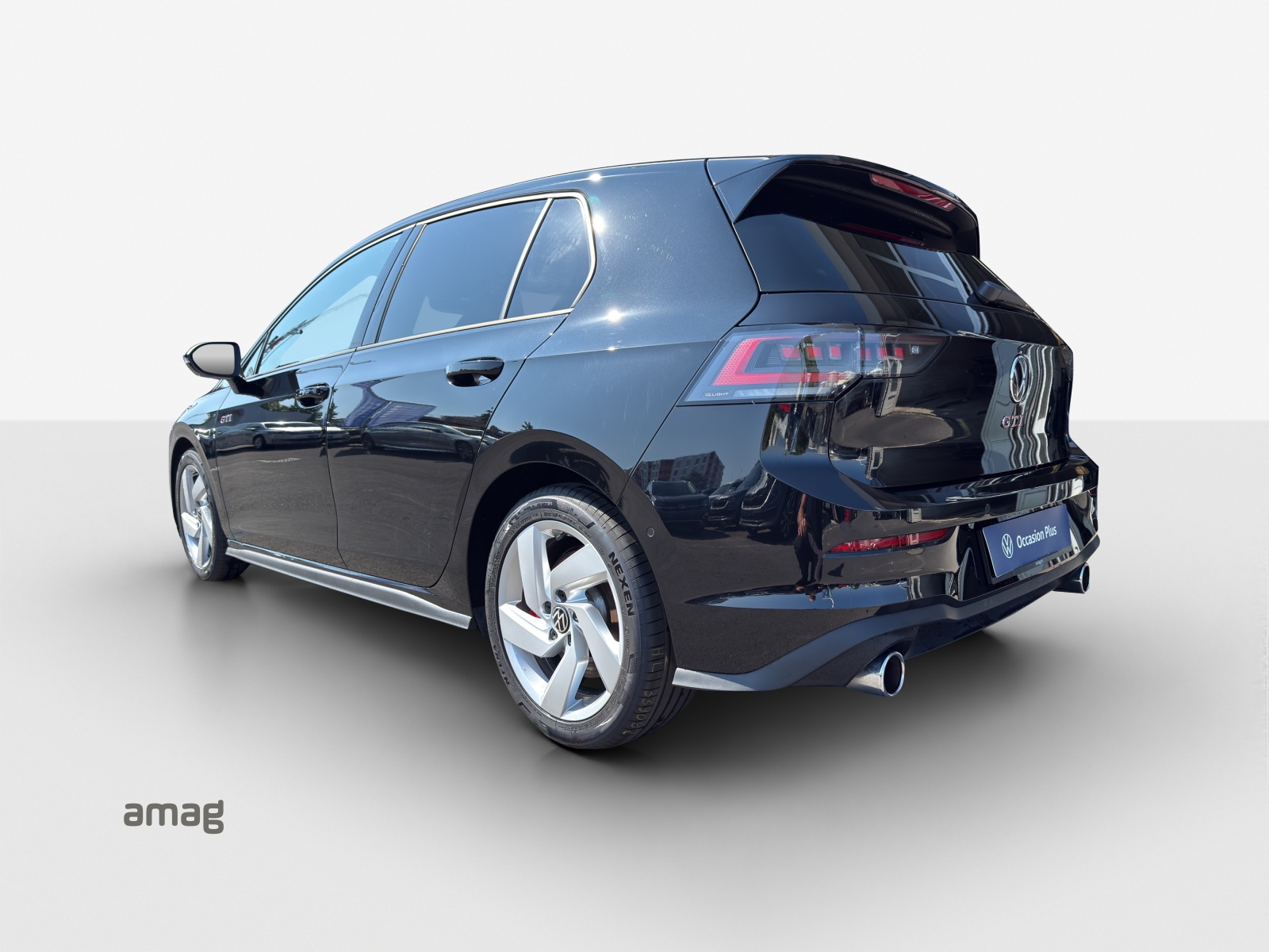 VW Golf 2.0 TSI GTI DSG-image-2