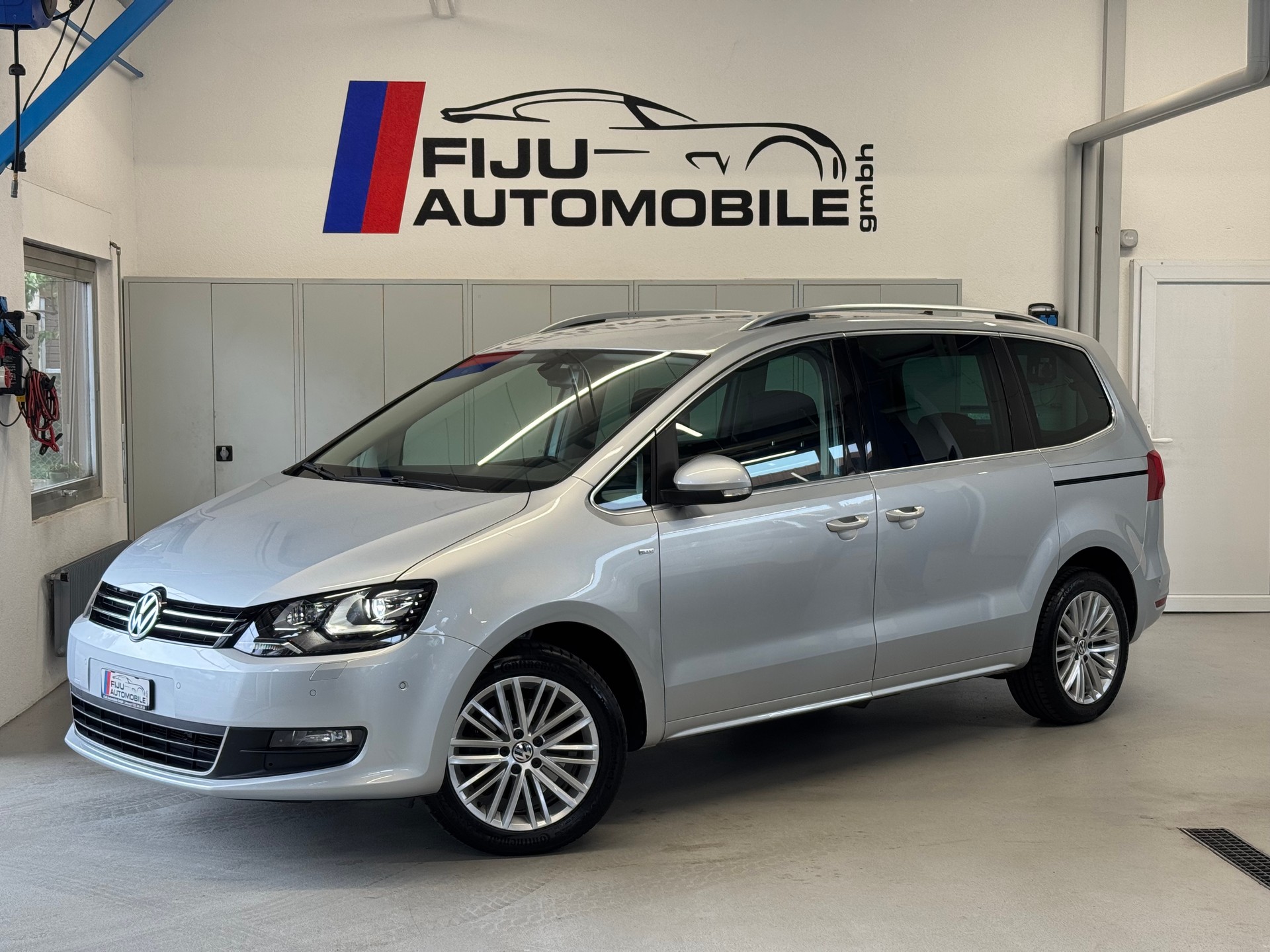 VW Sharan 2.0 TDI BlueMotion Technology Cup 4Motion-image-0