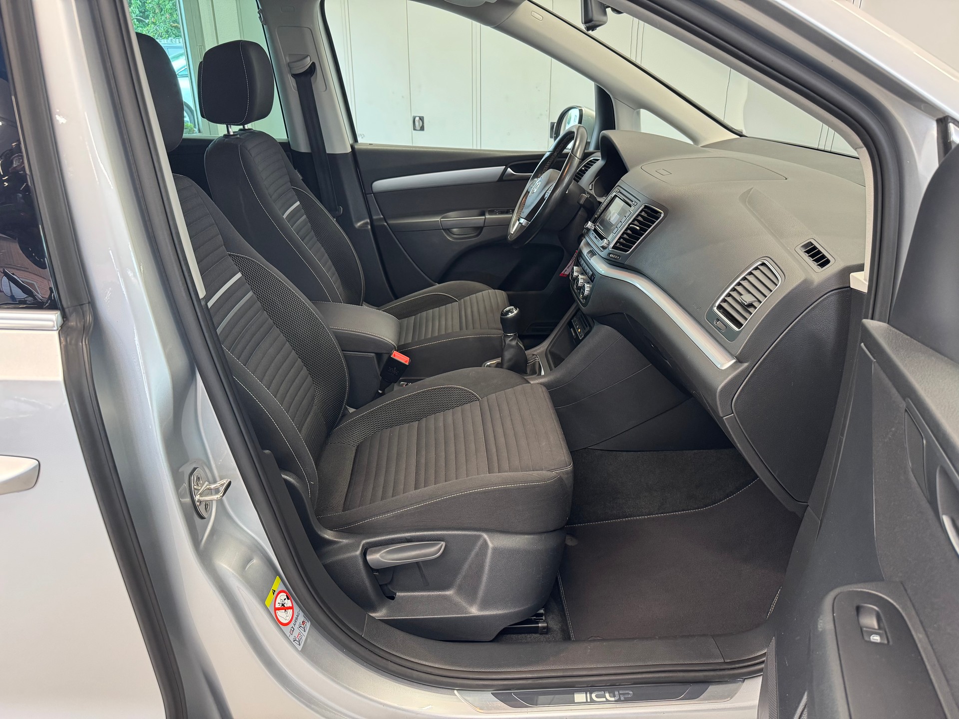 VW Sharan 2.0 TDI BlueMotion Technology Cup 4Motion-image-9
