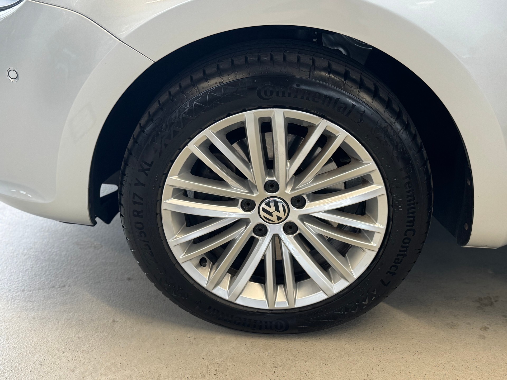 VW Sharan 2.0 TDI BlueMotion Technology Cup 4Motion-image-15