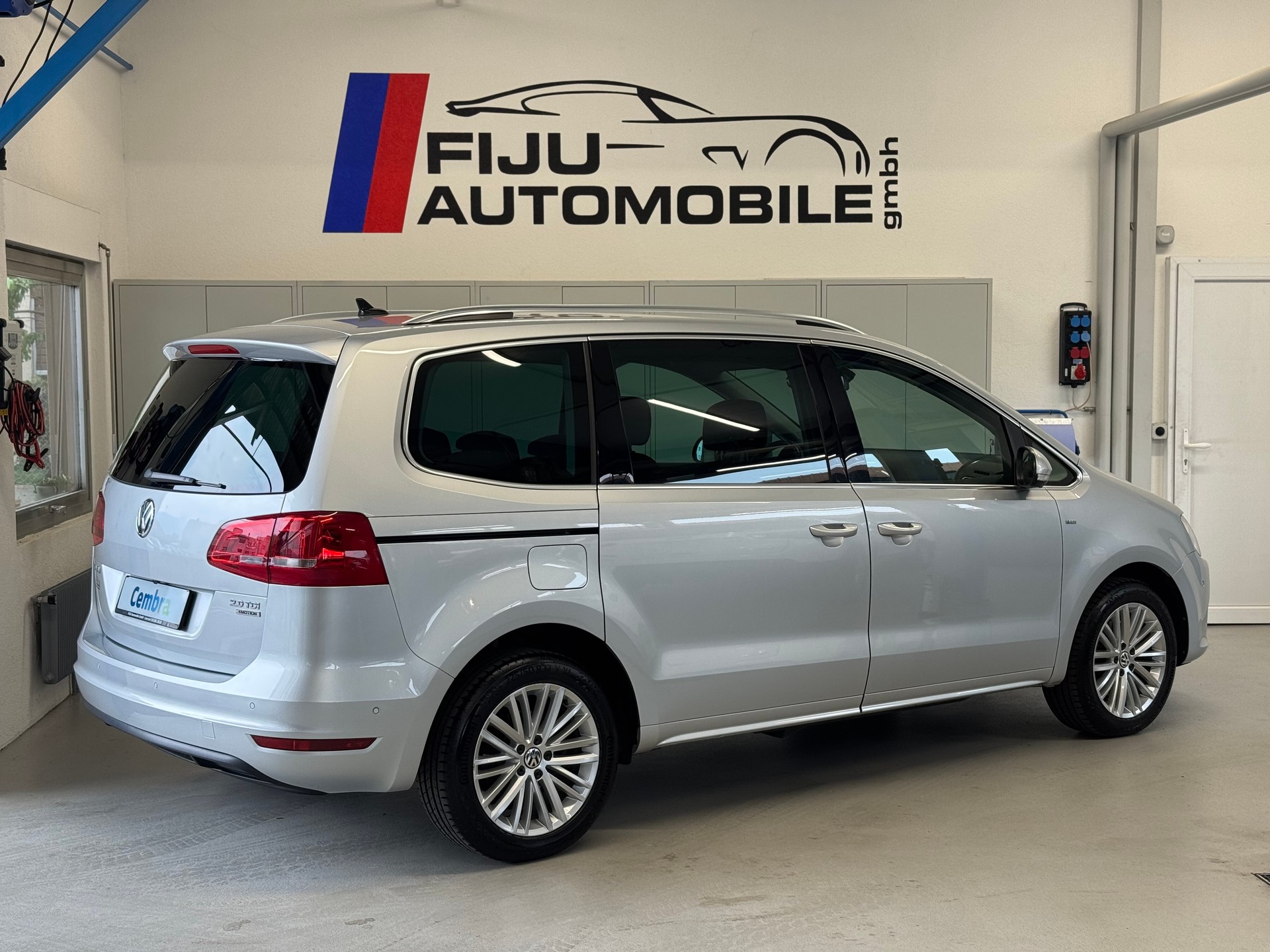 VW Sharan 2.0 TDI BlueMotion Technology Cup 4Motion-image-3