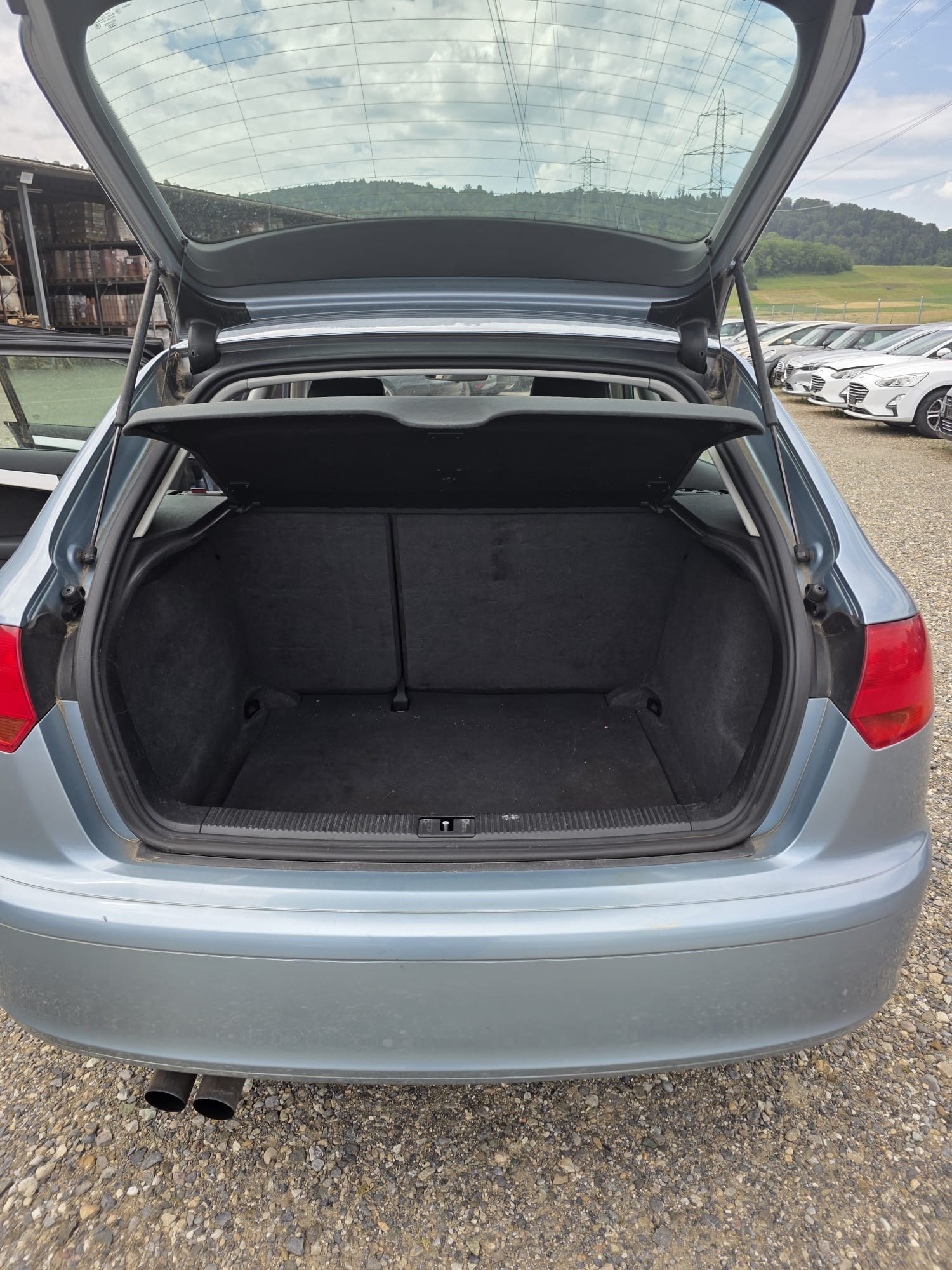 AUDI A3 2.0 TFSI Automatik-image-10