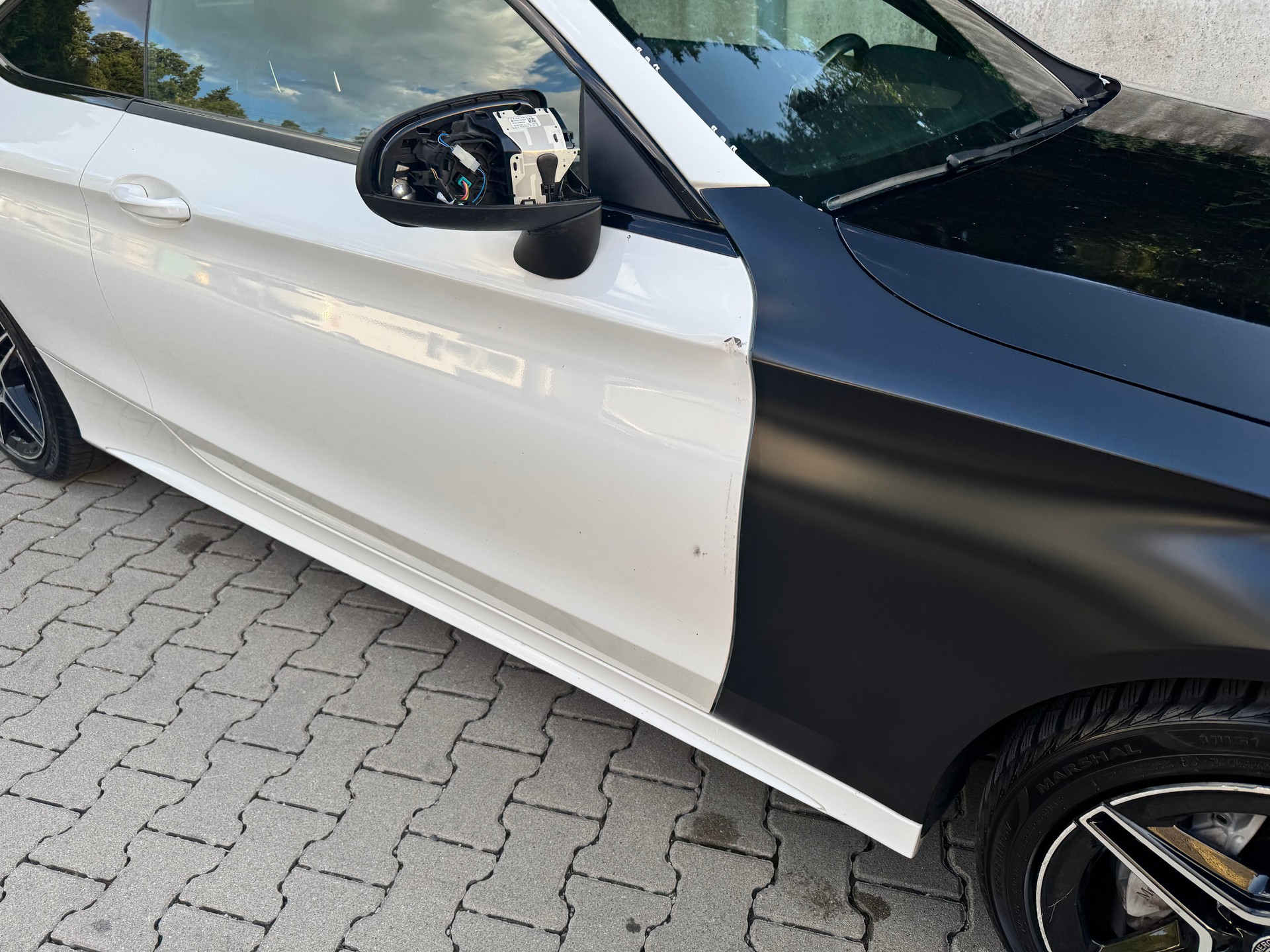 MERCEDES-BENZ C 200 Coupé 4Matic AMG Line 9G-Tronic-image-9