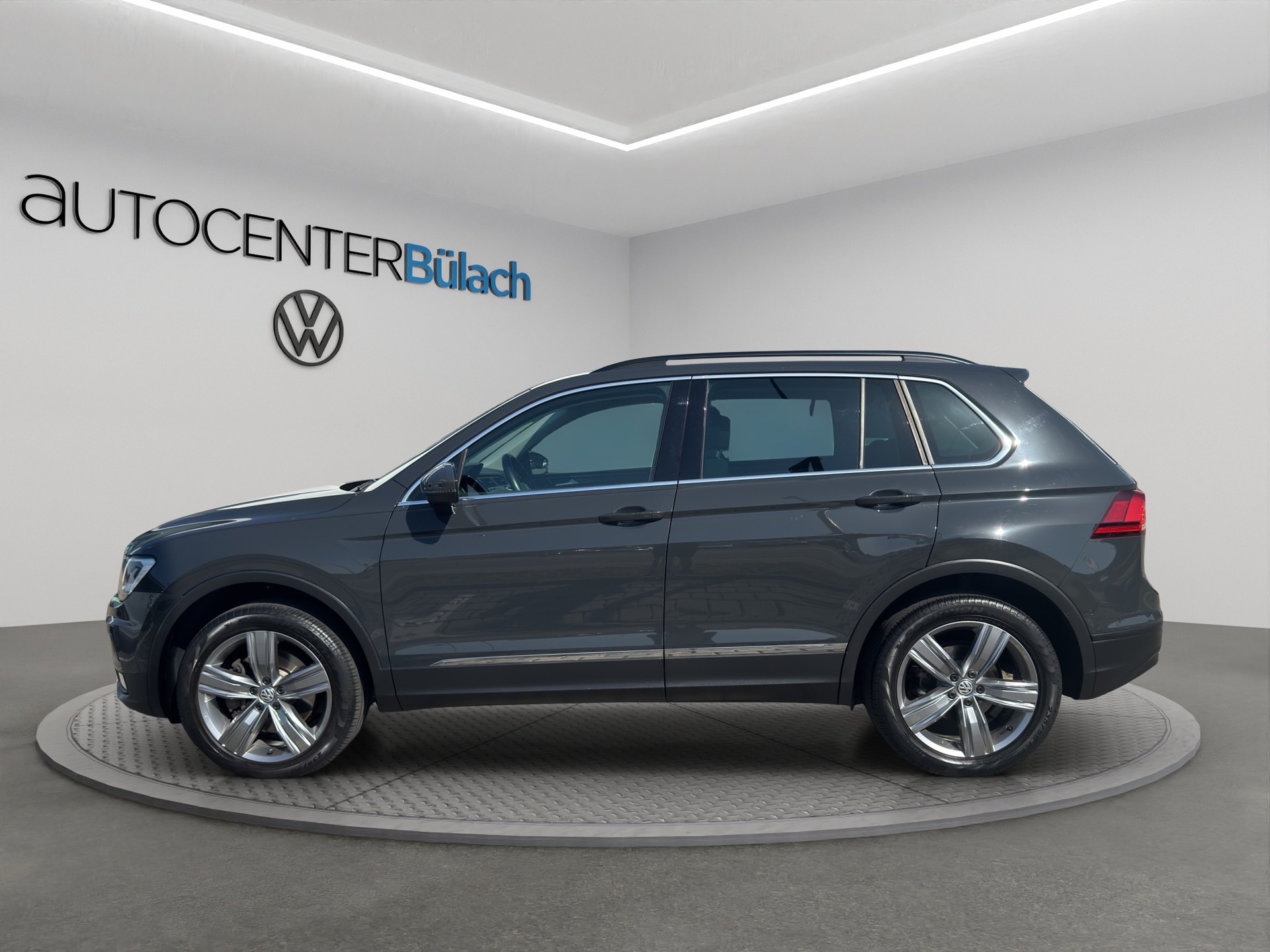 VW Tiguan 2.0TSI Comfortline 4Motion DSG-image-7