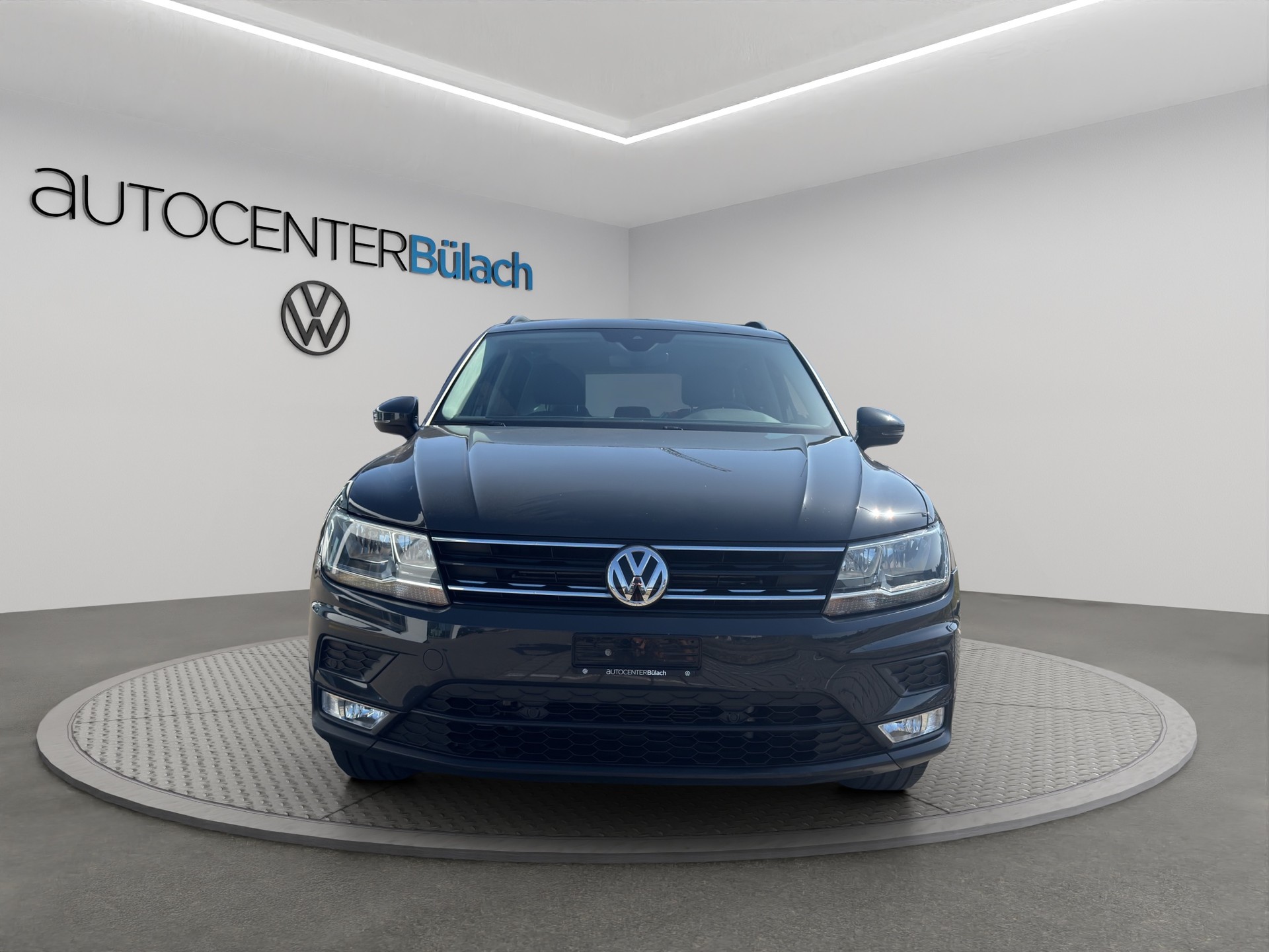 VW Tiguan 2.0TSI Comfortline 4Motion DSG-image-1
