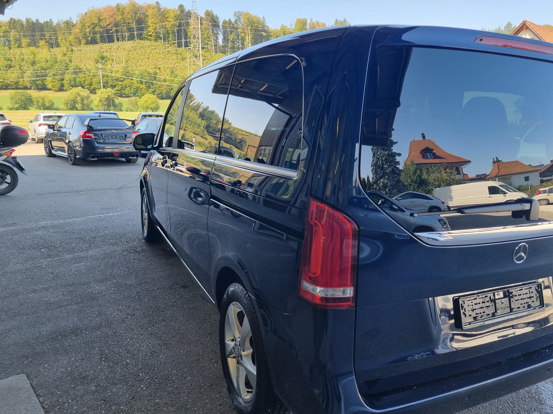 MERCEDES-BENZ V 250 d kompakt Avantgarde 4Matic 9G-Tronic-image-5