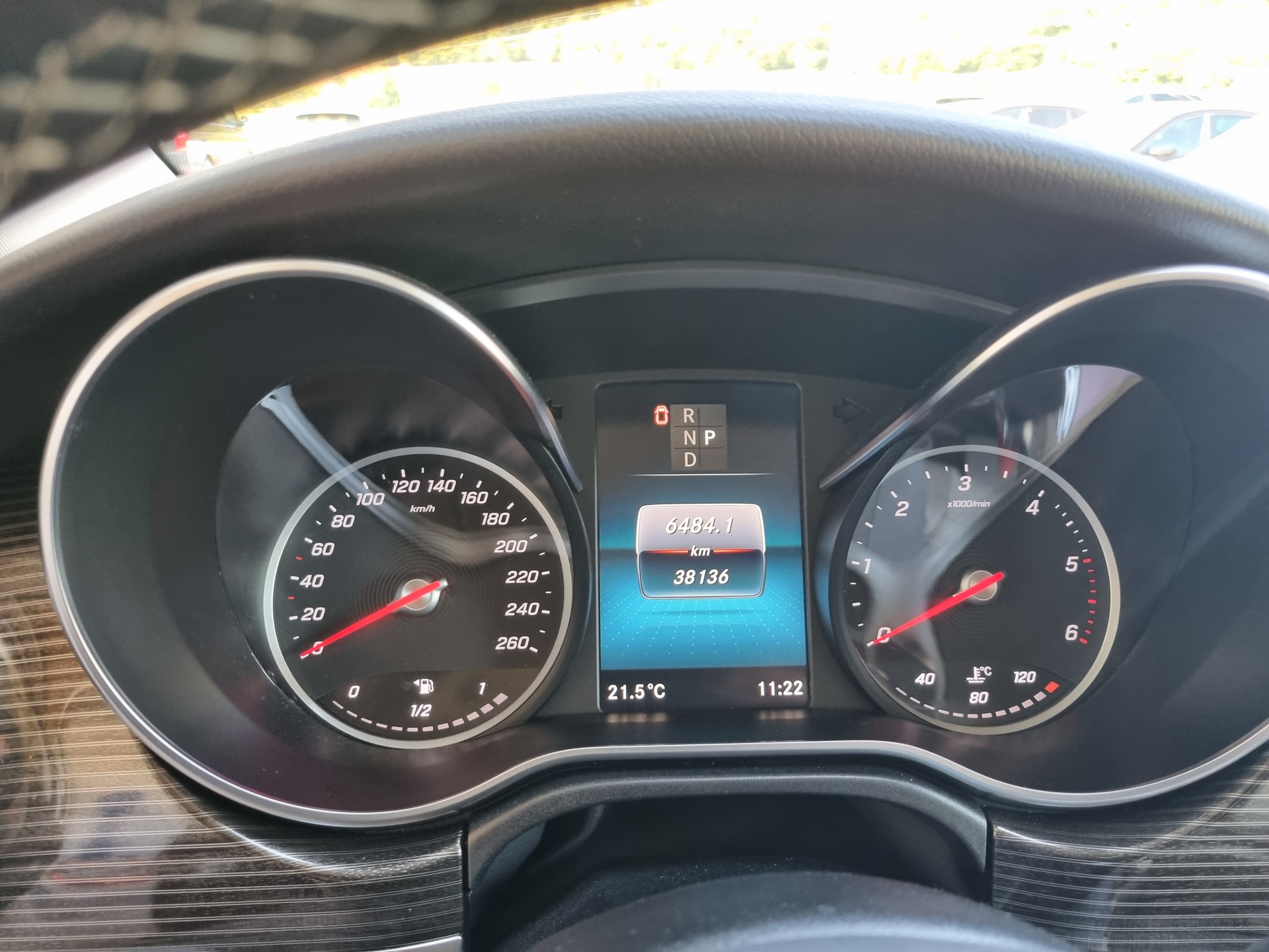 MERCEDES-BENZ V 250 d kompakt Avantgarde 4Matic 9G-Tronic-image-15