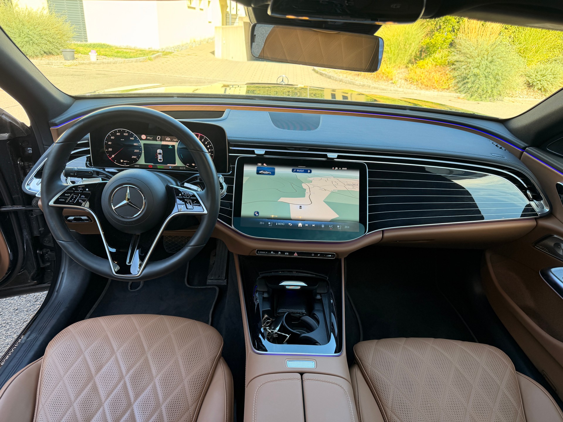 MERCEDES-BENZ E 400 e 4Matic 9G-Tronic Exclusive-image-9