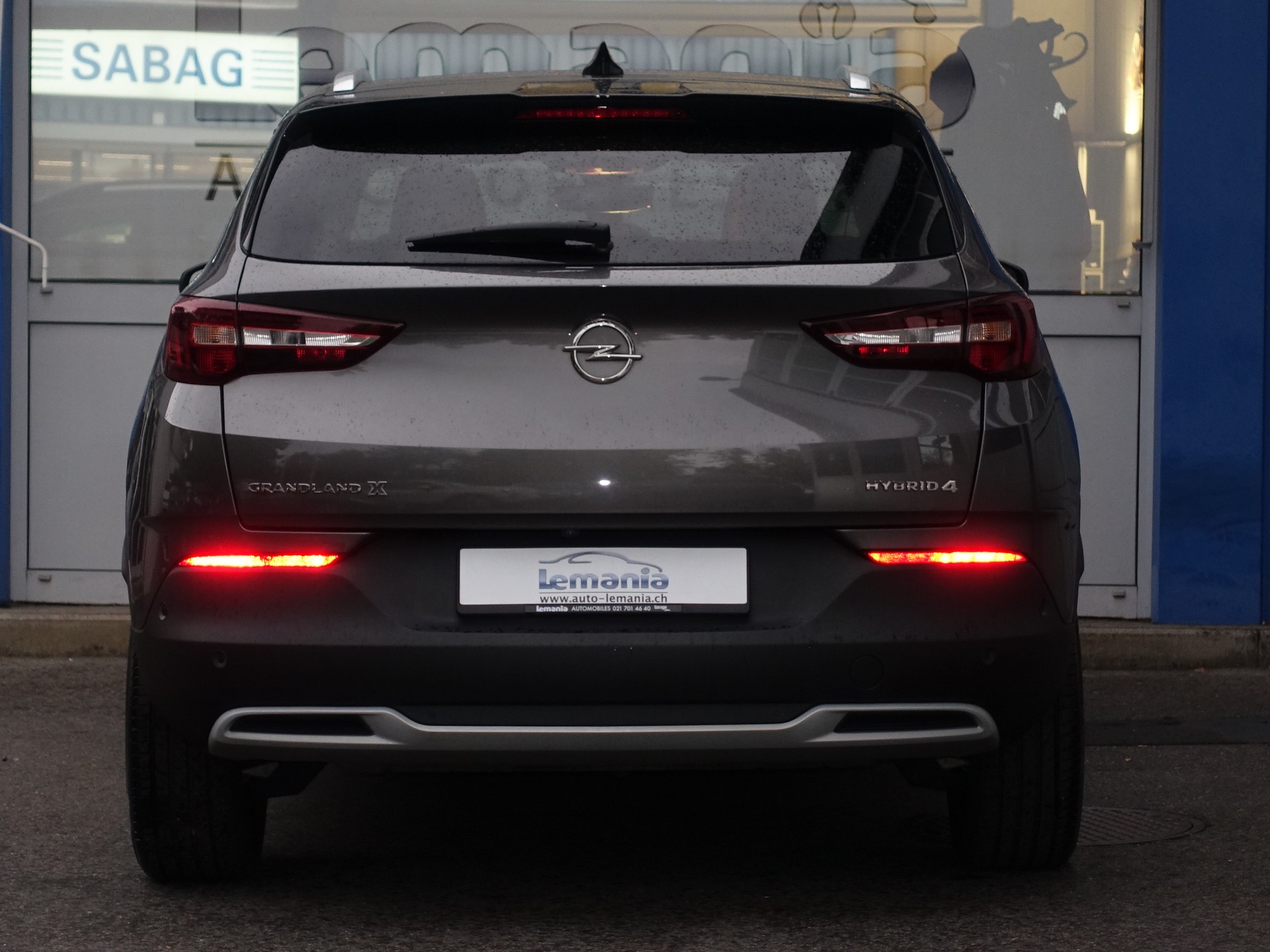 OPEL Grandland X 1.6 Hybrid4 Ultimate Automatik-image-5