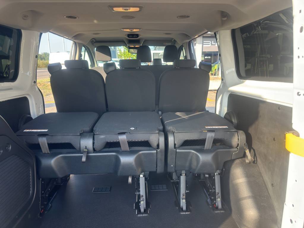FORD Transit Custom 320 L1H1 Trend A-image-12