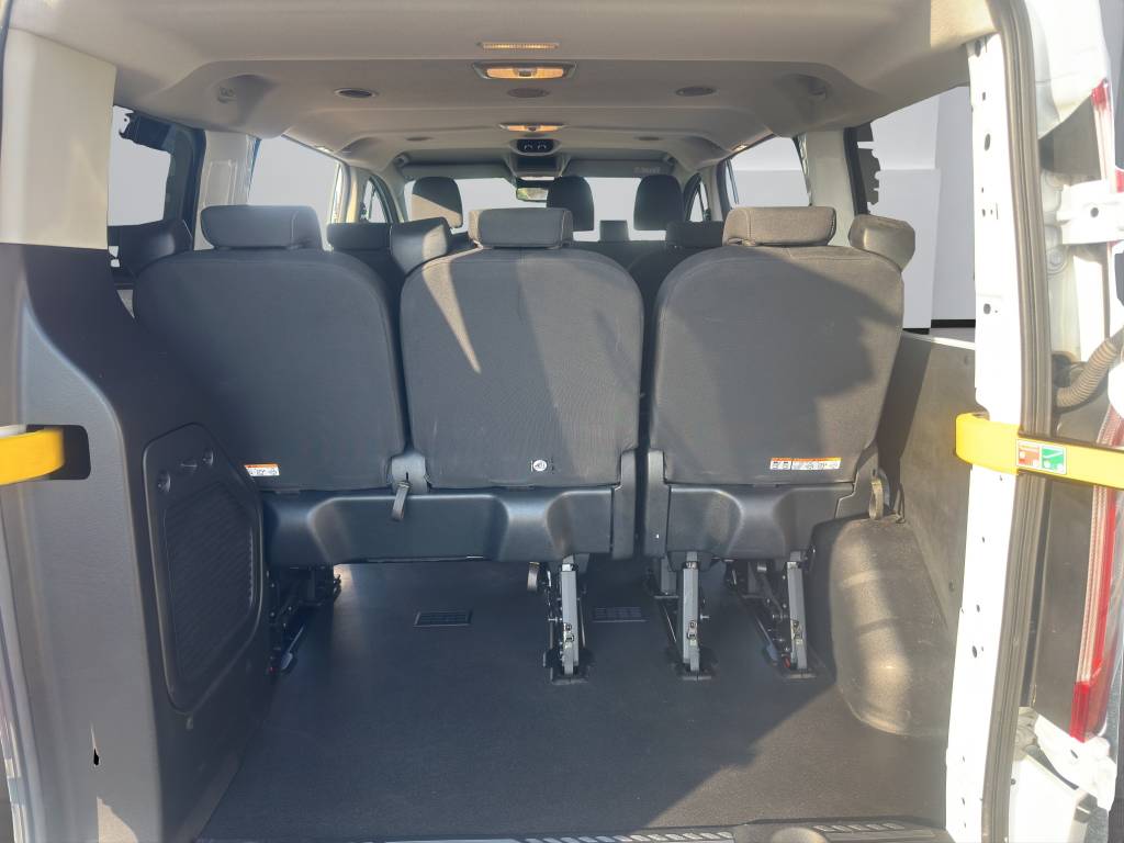 FORD Transit Custom 320 L1H1 Trend A-image-11