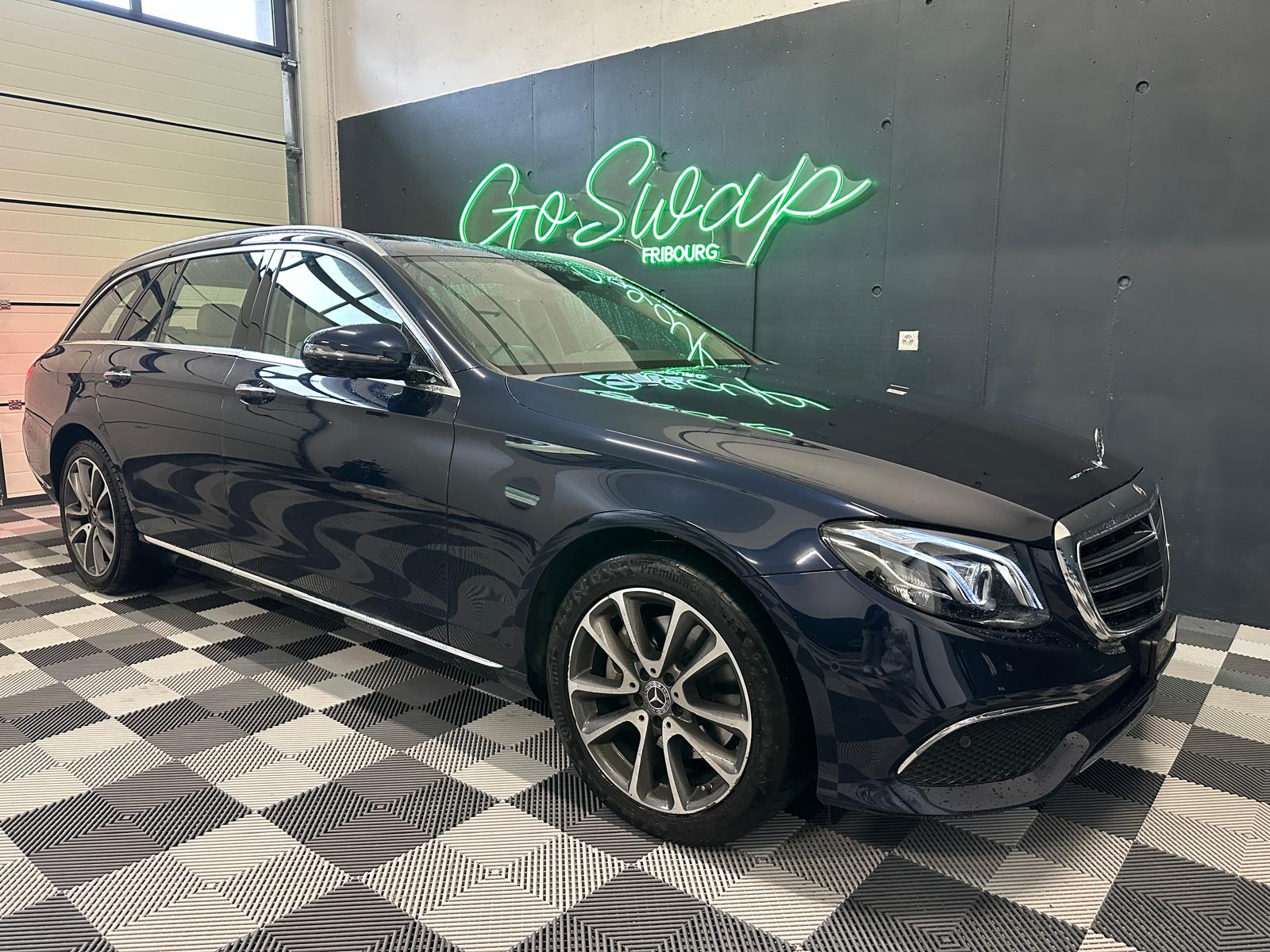 MERCEDES-BENZ E 200 Avantgarde 4 Matic 9G-Tronic *Toit ouvrant*Attelage*Carplay-image-7