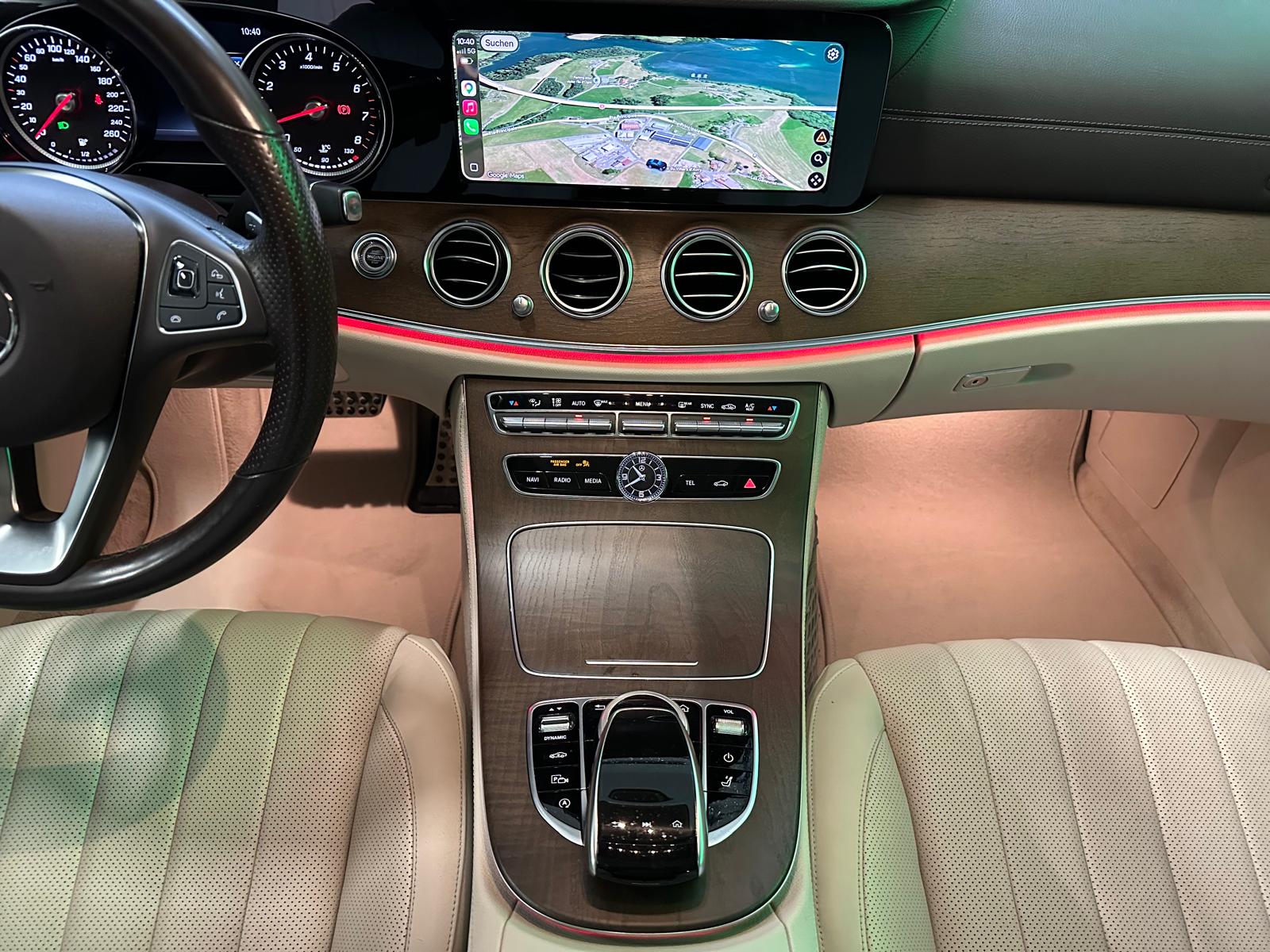 MERCEDES-BENZ E 200 Avantgarde 4 Matic 9G-Tronic *Toit ouvrant*Attelage*Carplay-image-15
