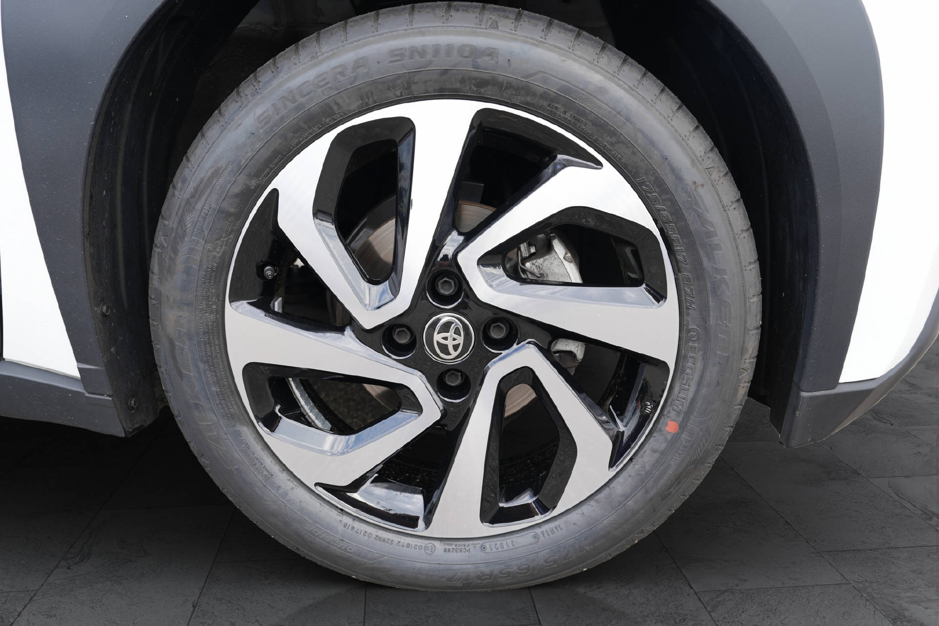 TOYOTA Aygo X 1.0 VVT-i Trend Tech Mulimedia-image-6