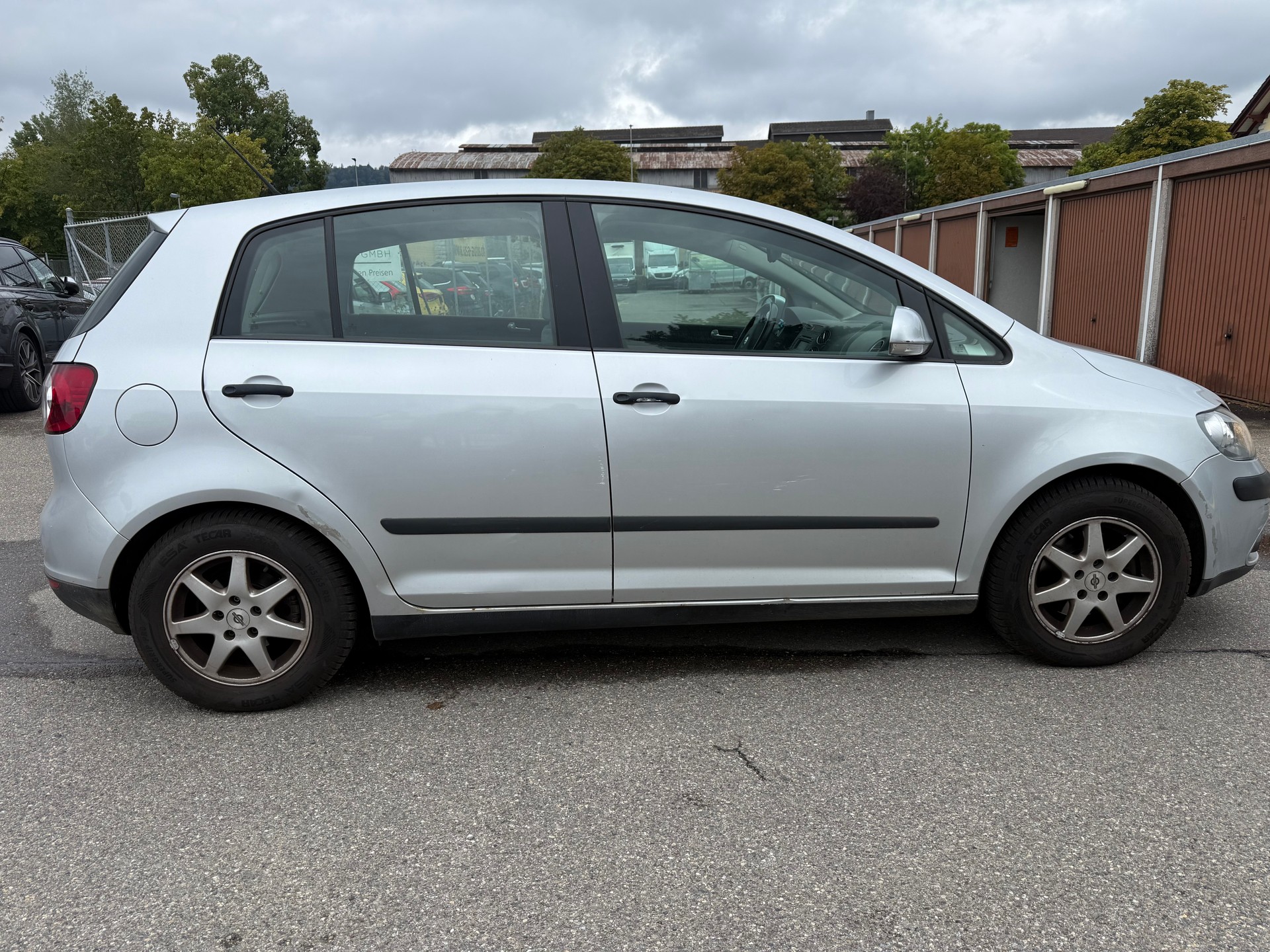 VW Golf Plus 2.0 FSI Comfortline-image-3