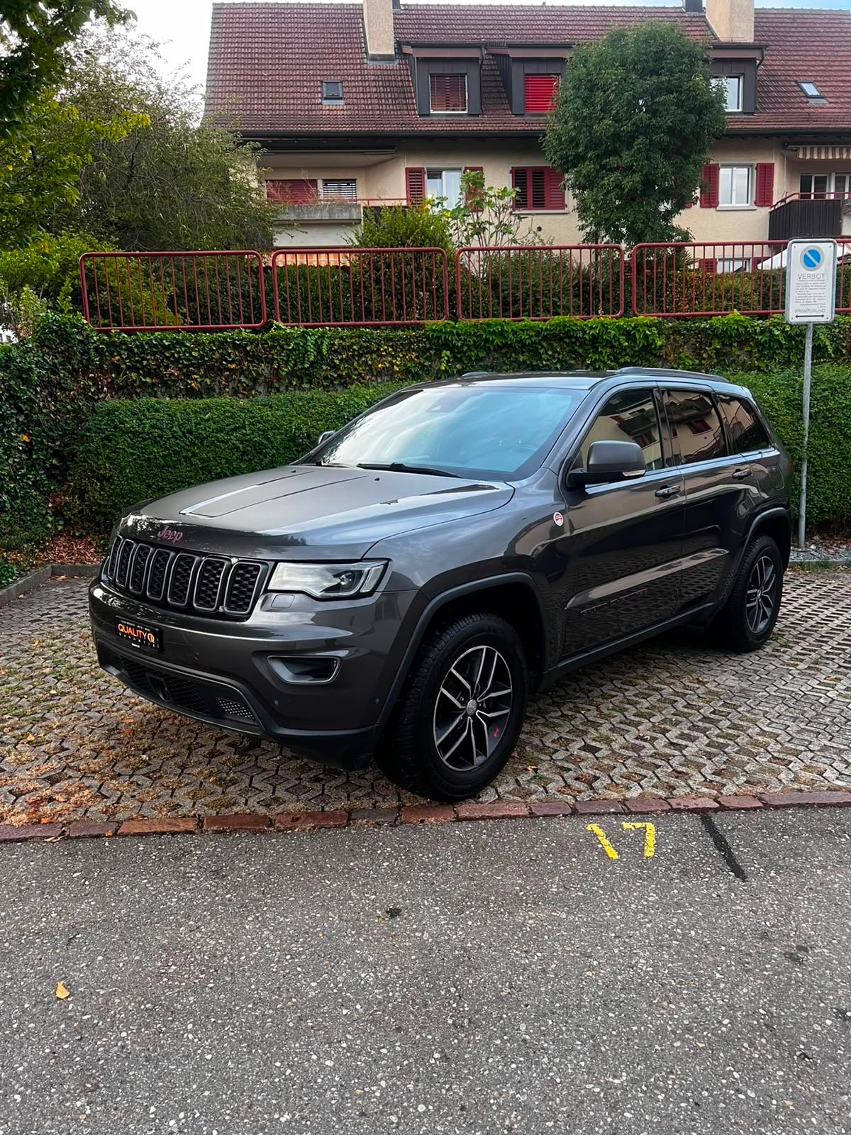 JEEP Grand Cherokee 3.0 CRD Trailhawk Automatic-image-4