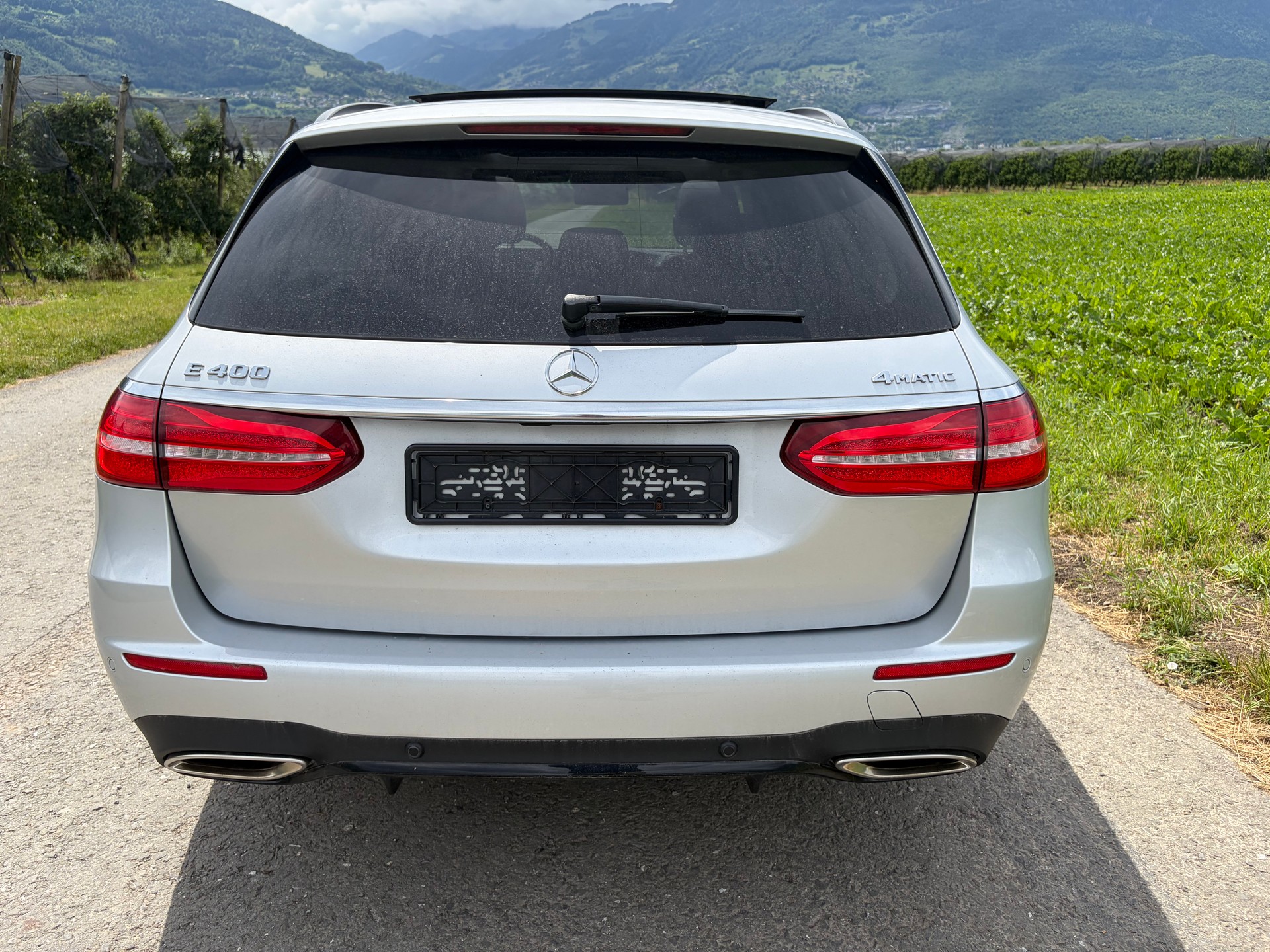MERCEDES-BENZ E 400 AMG Line 4matic-image-2