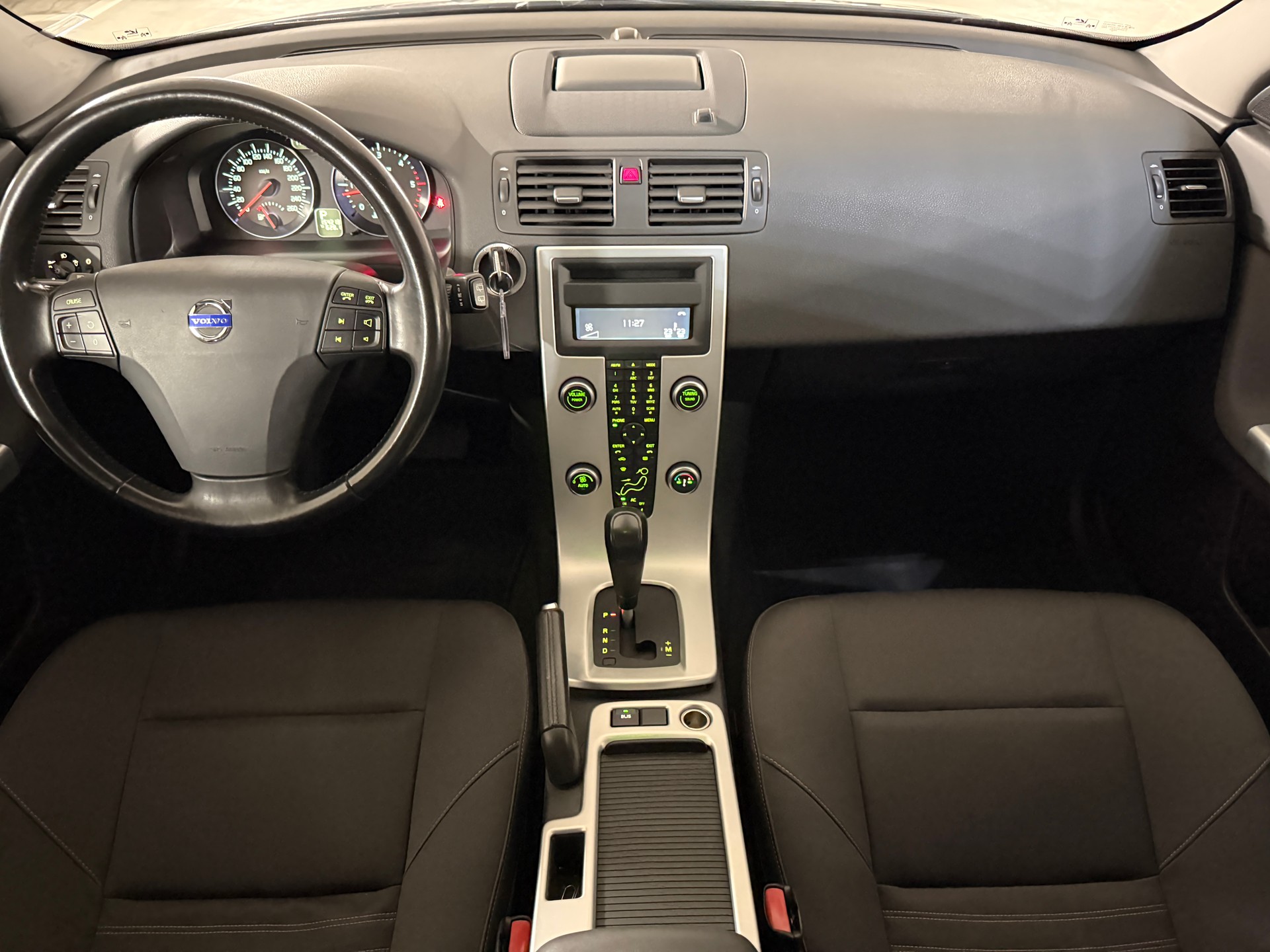 VOLVO 2.0 D4 Momentum-image-7