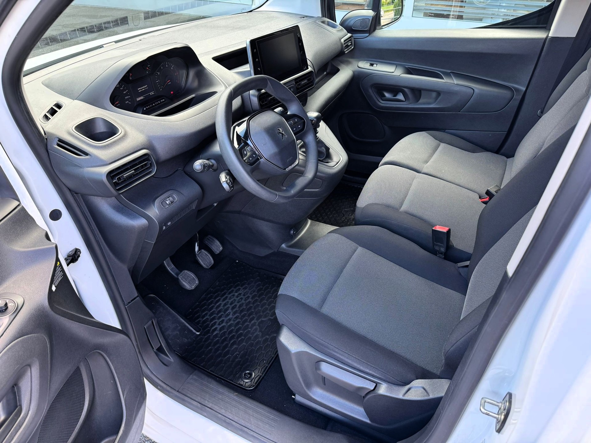 PEUGEOT Partner 1.5 HDi s/s Asph.-image-1