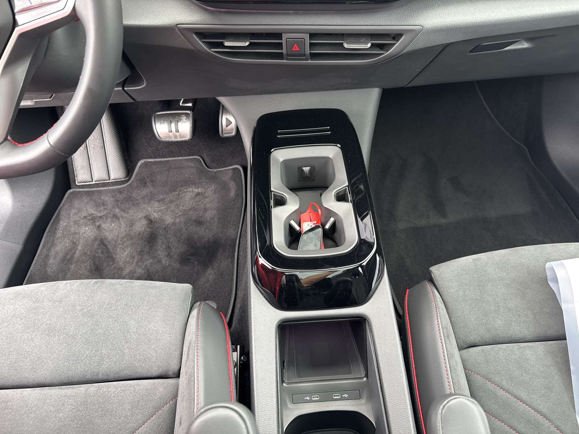 VW ID.4 GTX 77 kWh 340PS 4Motion Automat-image-11