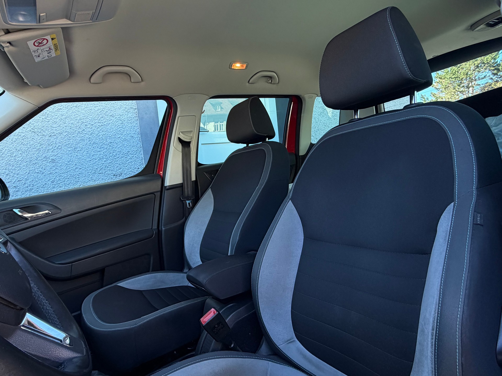 SKODA Yeti 1.4 TSI Ambition 4x2 DSG-image-10
