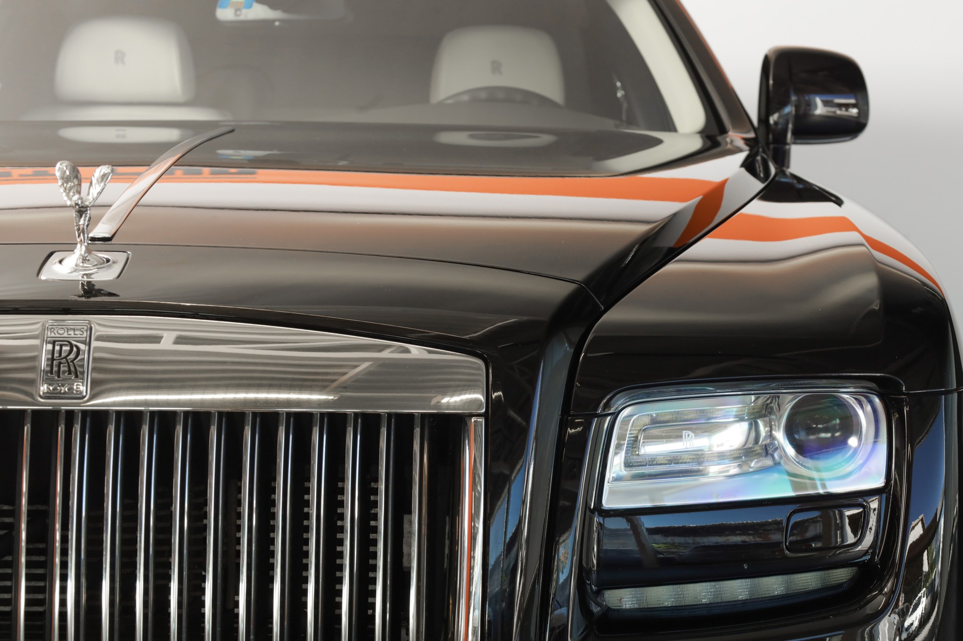 ROLLS-ROYCE Ghost 6.6 V12 EWB Diamond Black-image-9
