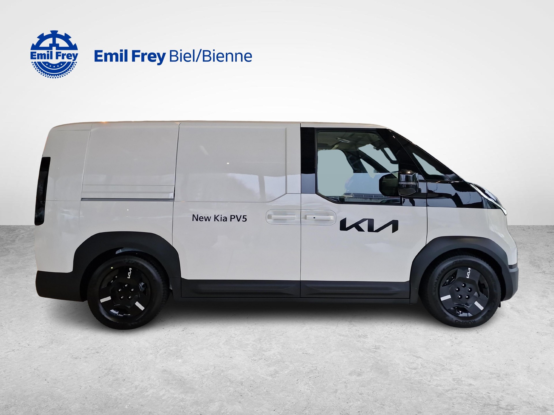 KIA PV5 Cargo 71.2 kWh Plus-image-5