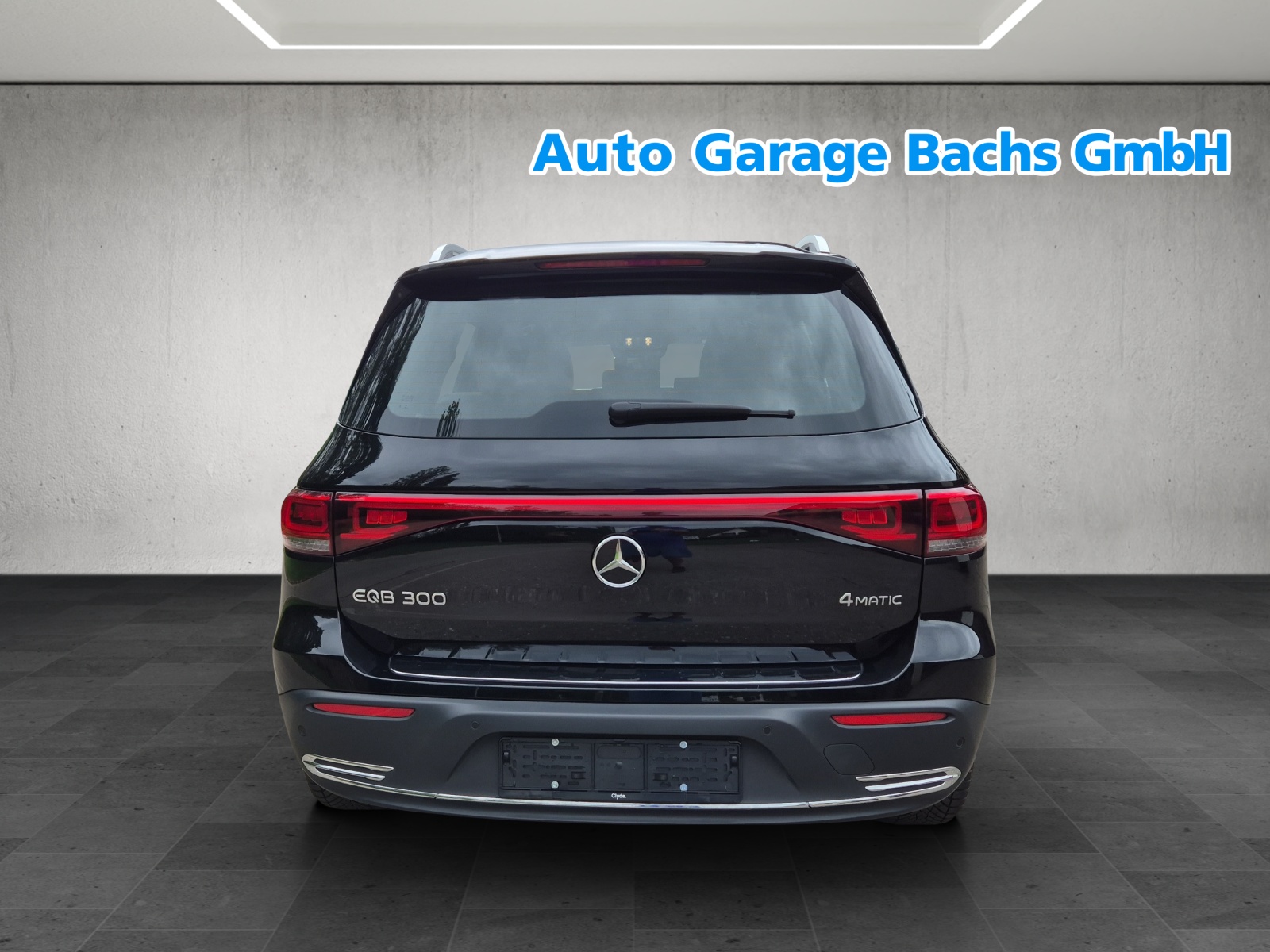 MERCEDES-BENZ EQB 300 4Matic*SOH 99%*-image-7