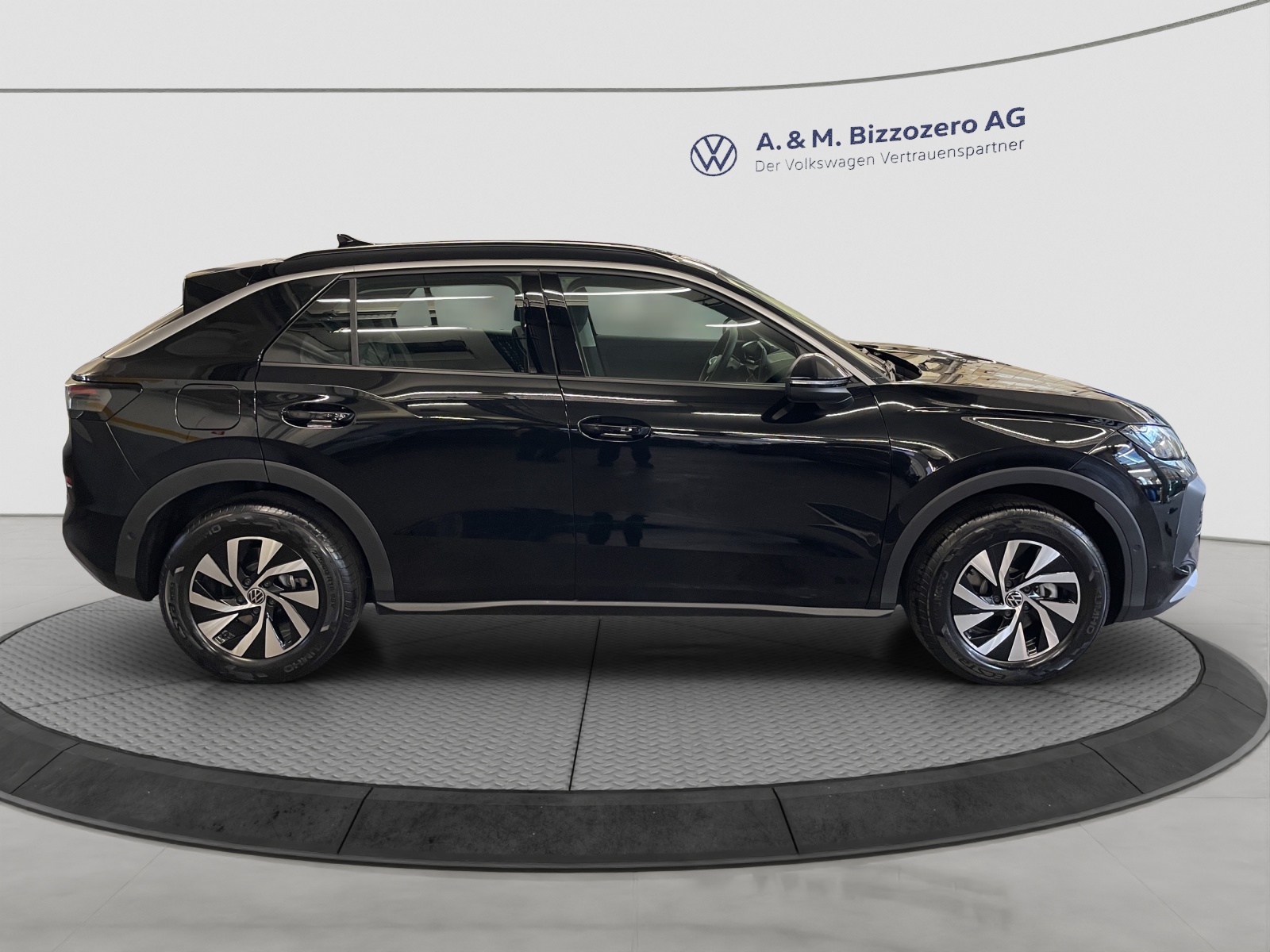VW T-Roc 1.5 eTSI mHEV Trend DSG-image-5
