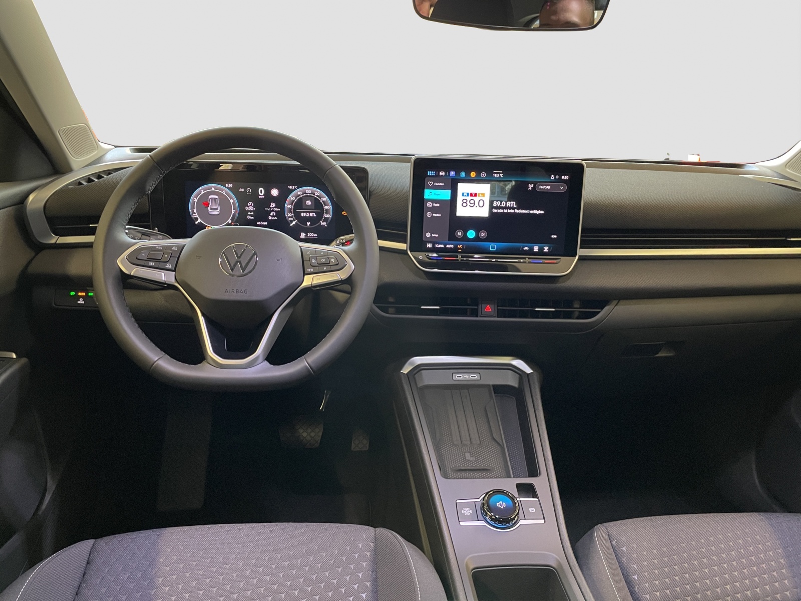 VW T-Roc 1.5 eTSI mHEV Trend DSG-image-10