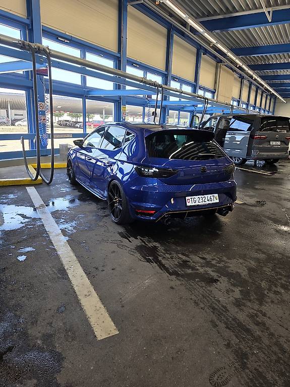 SEAT LEON-image-3