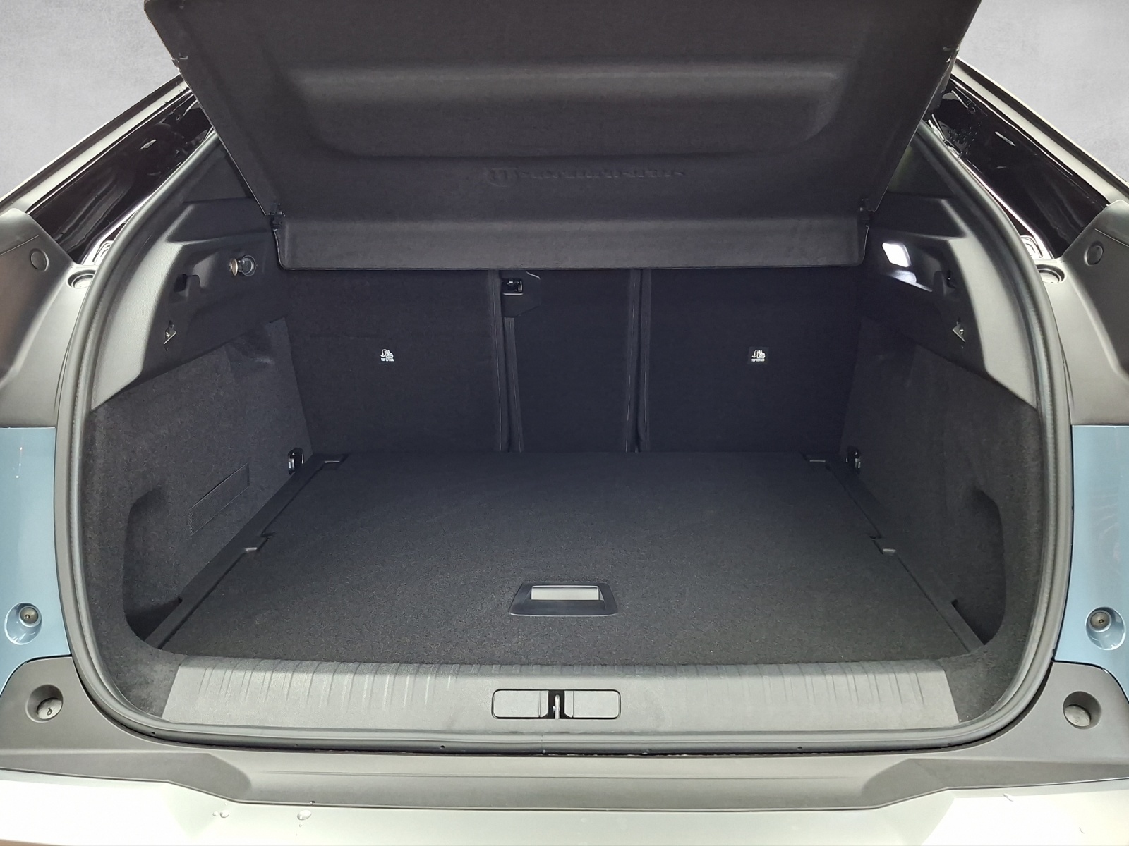 PEUGEOT 3008 1.6 PHEV 225 GT Exclusive-image-14