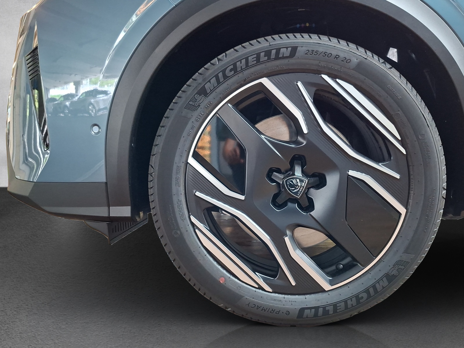 PEUGEOT 3008 1.6 PHEV 225 GT Exclusive-image-15