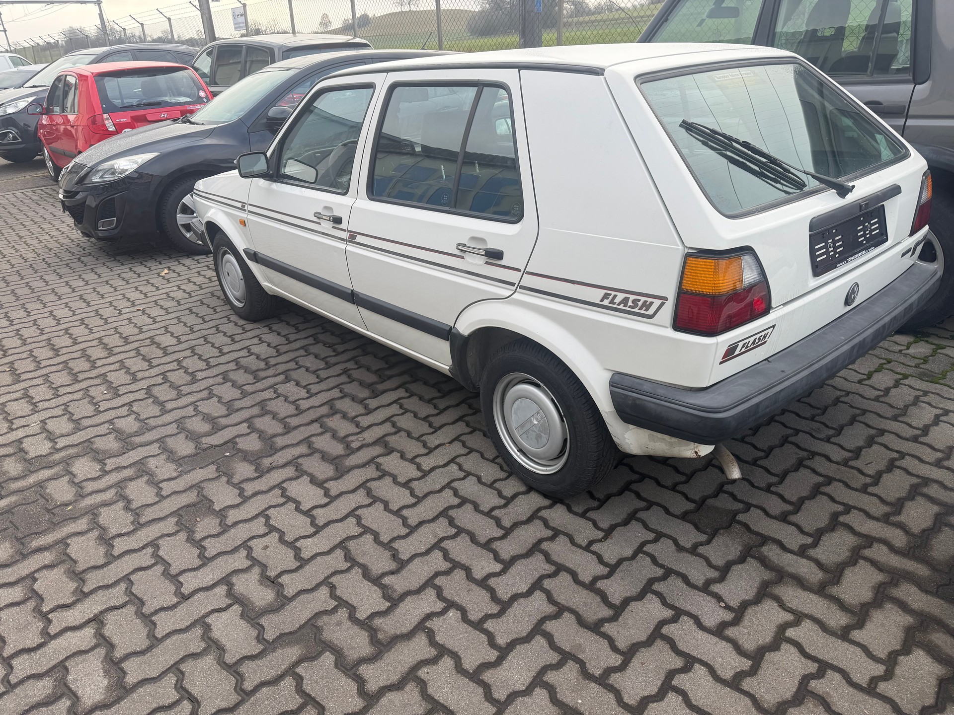 VW Golf 1800 GL-image-4
