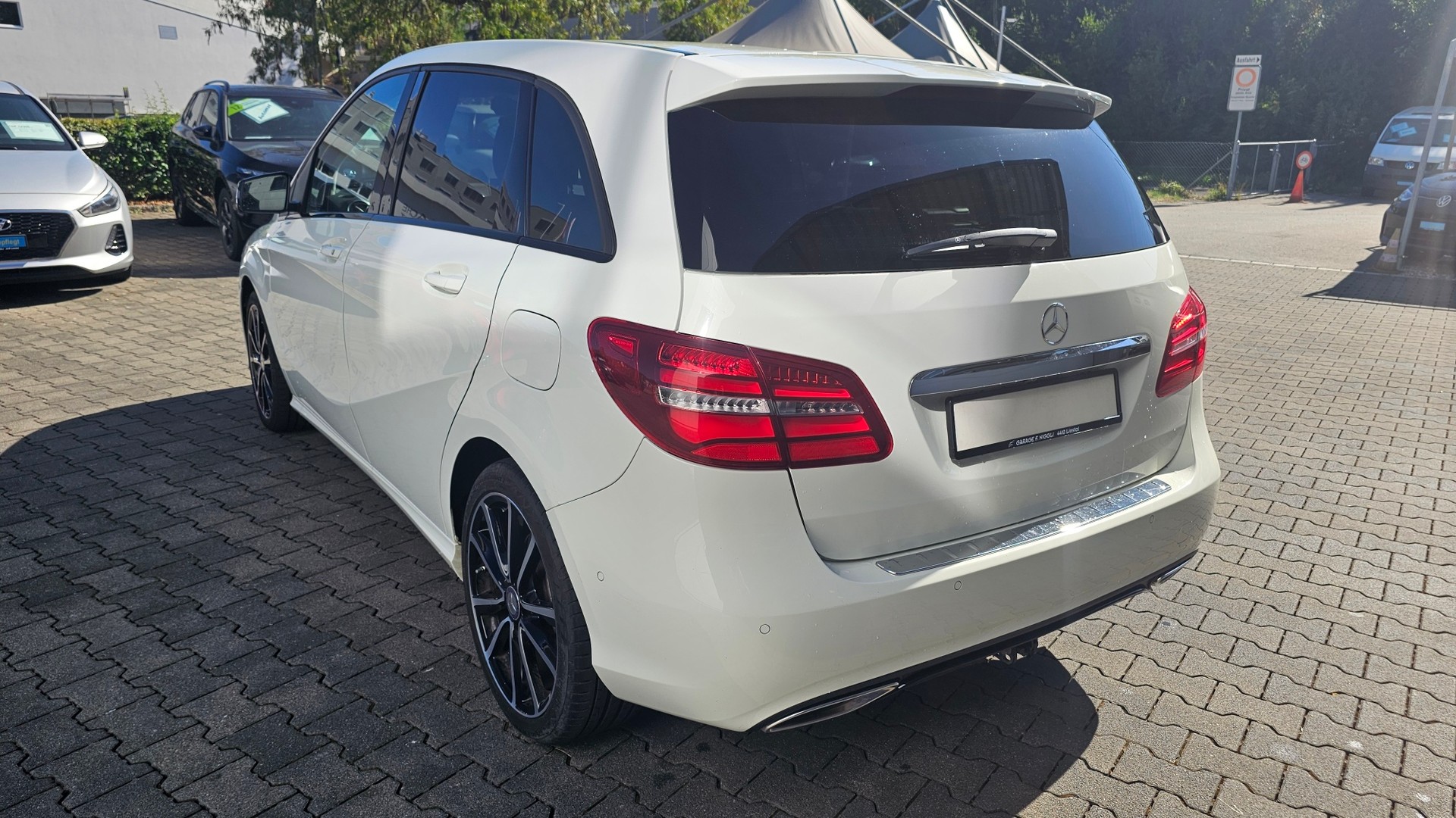 MERCEDES-BENZ B 220 CDI 4Matic 7G-DCT-image-10