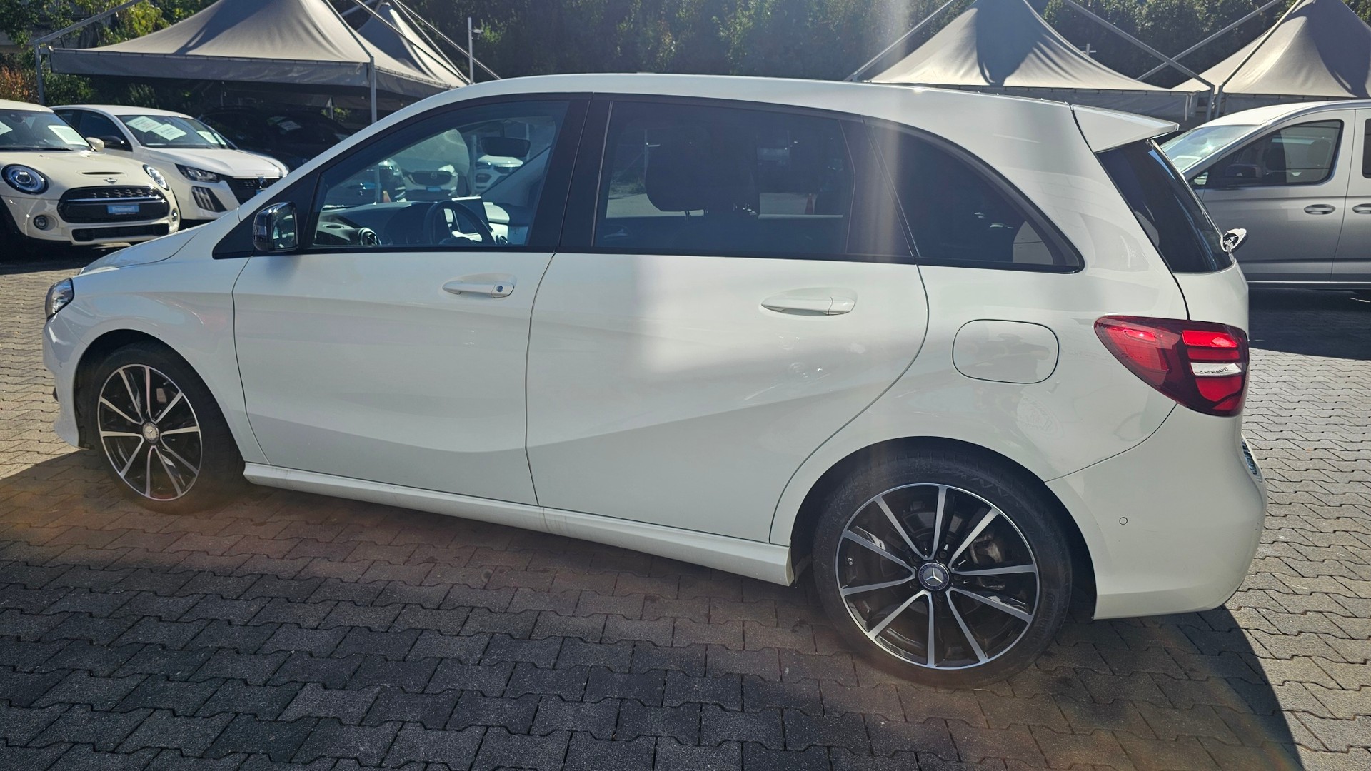 MERCEDES-BENZ B 220 CDI 4Matic 7G-DCT-image-12