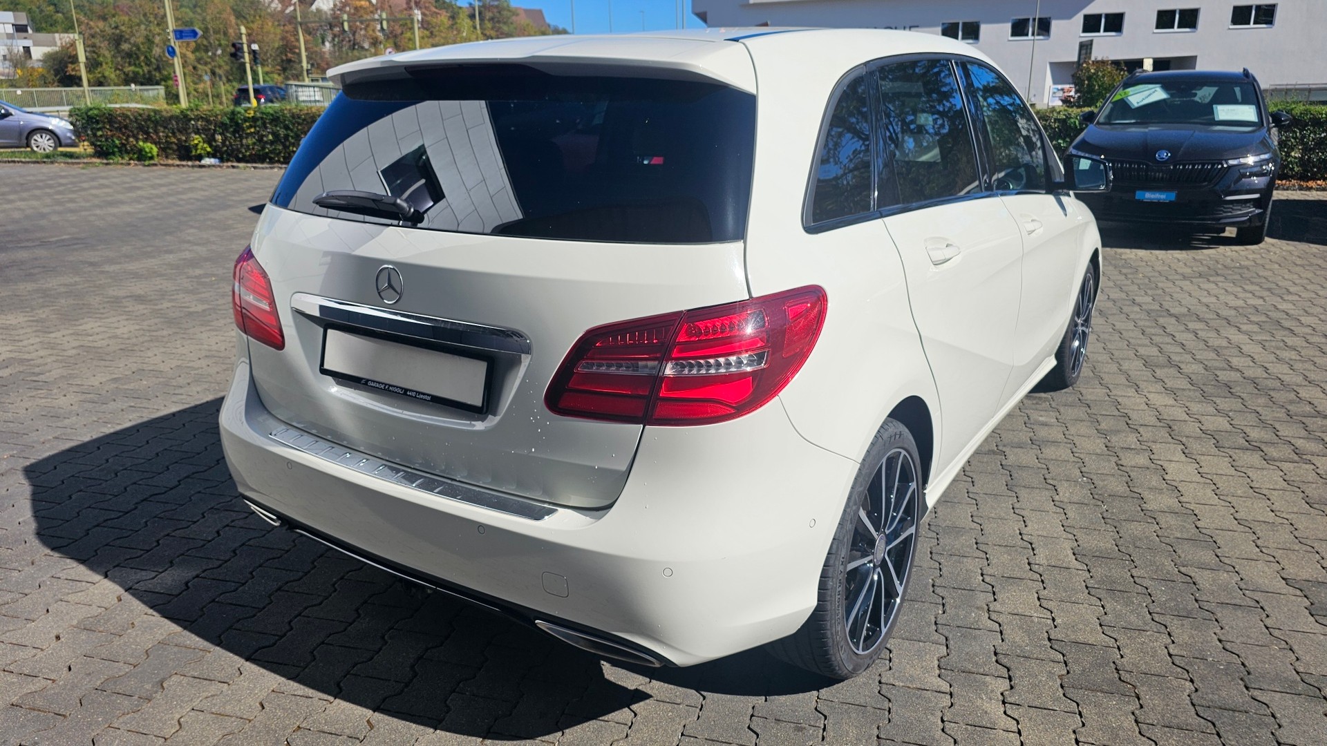 MERCEDES-BENZ B 220 CDI 4Matic 7G-DCT-image-7
