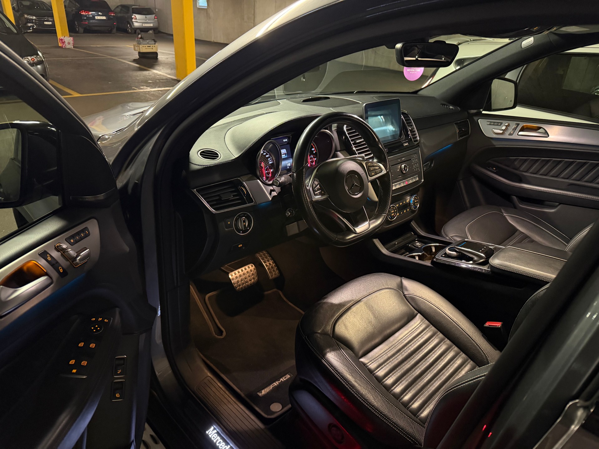 MERCEDES-BENZ GLE 350 d Coupé 4Matic 9G-Tronic AMG-Line-image-4