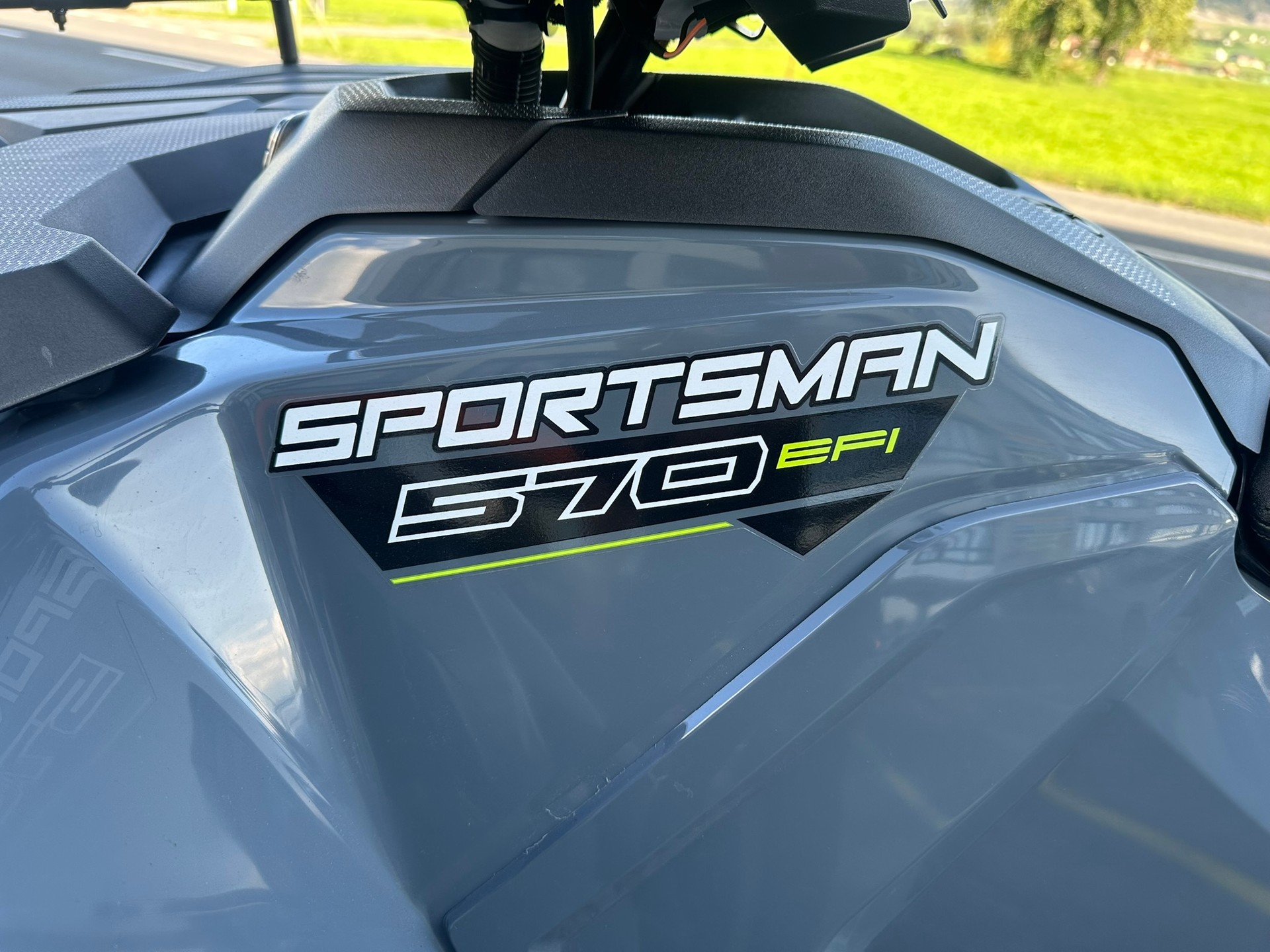 POLARIS 570 SPORTSMAN EPS Deluxe-showroom-element-2