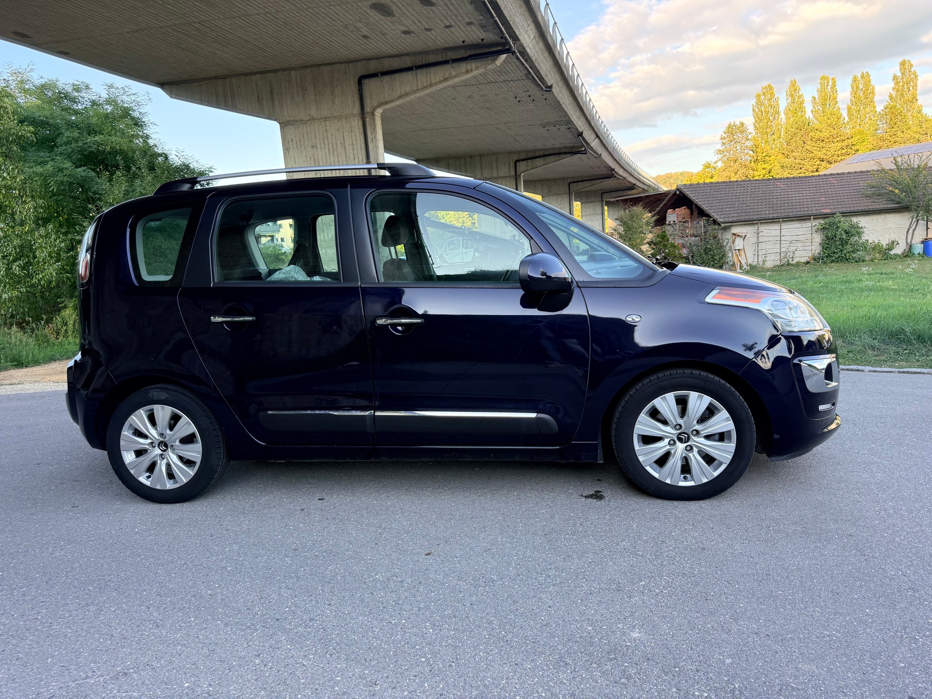 CITROEN C3 Picasso 1.6i 16V Sélection-image-5