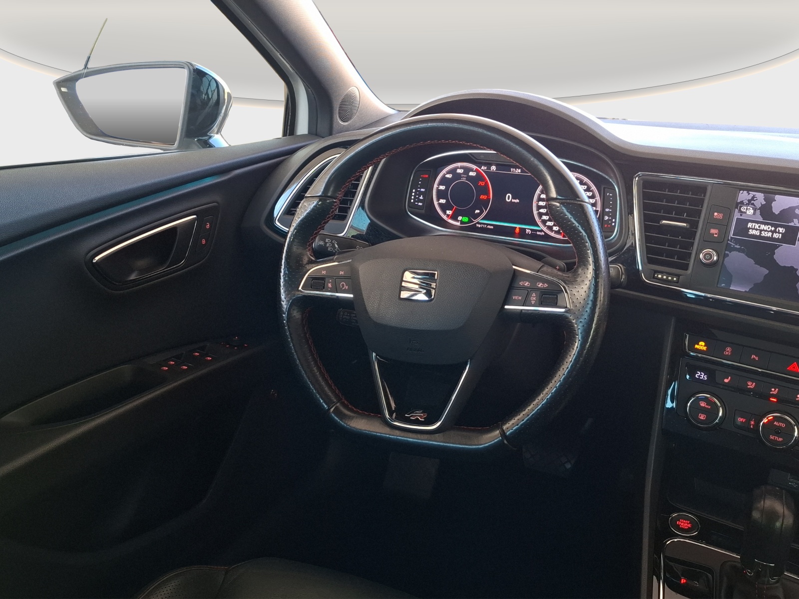 SEAT Leon 1.4 TSI ACT FR DSG // PANORAMA MFK 13.07.2026-image-15