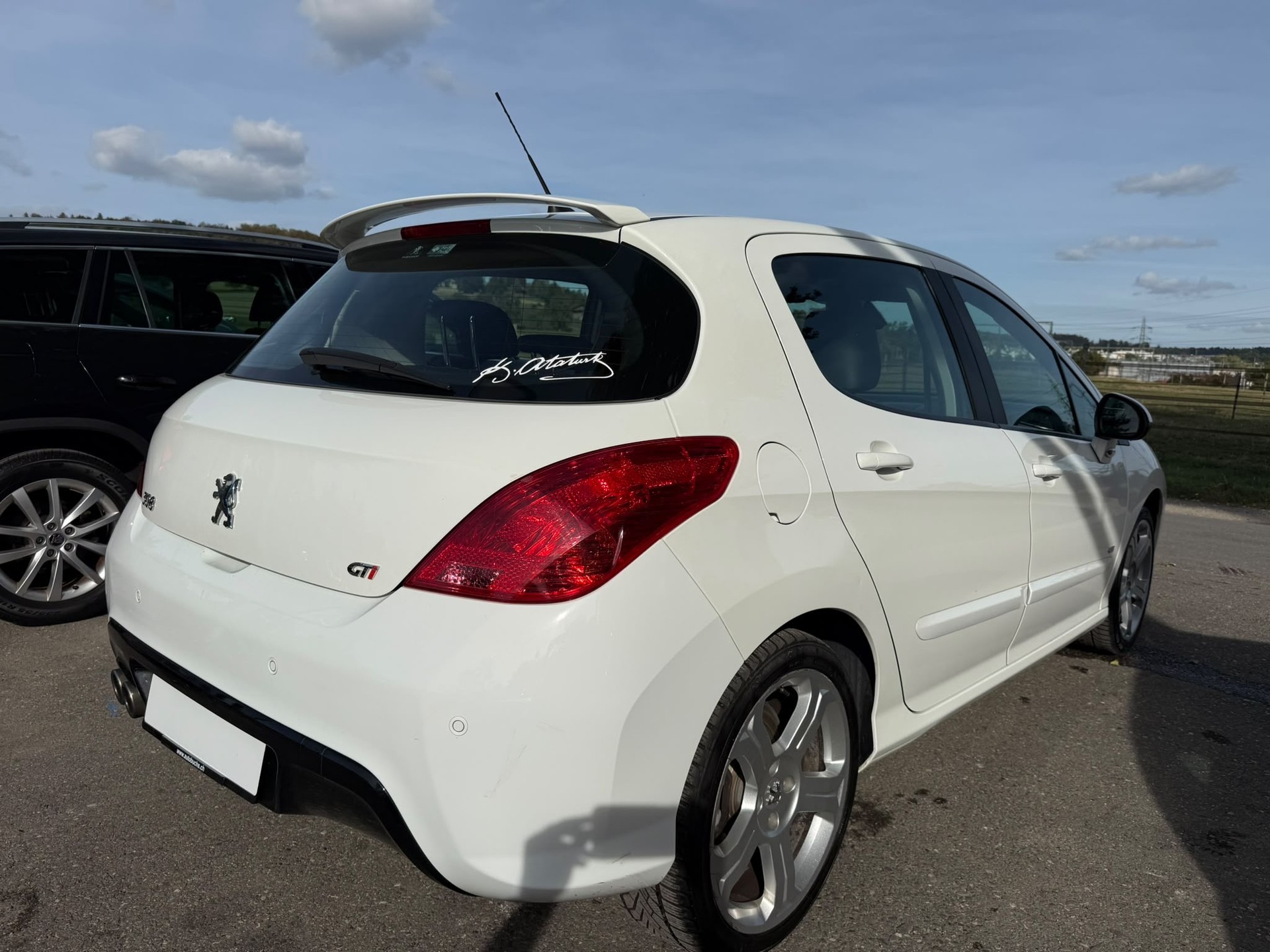 PEUGEOT 308 1.6 16V T GTi-image-5