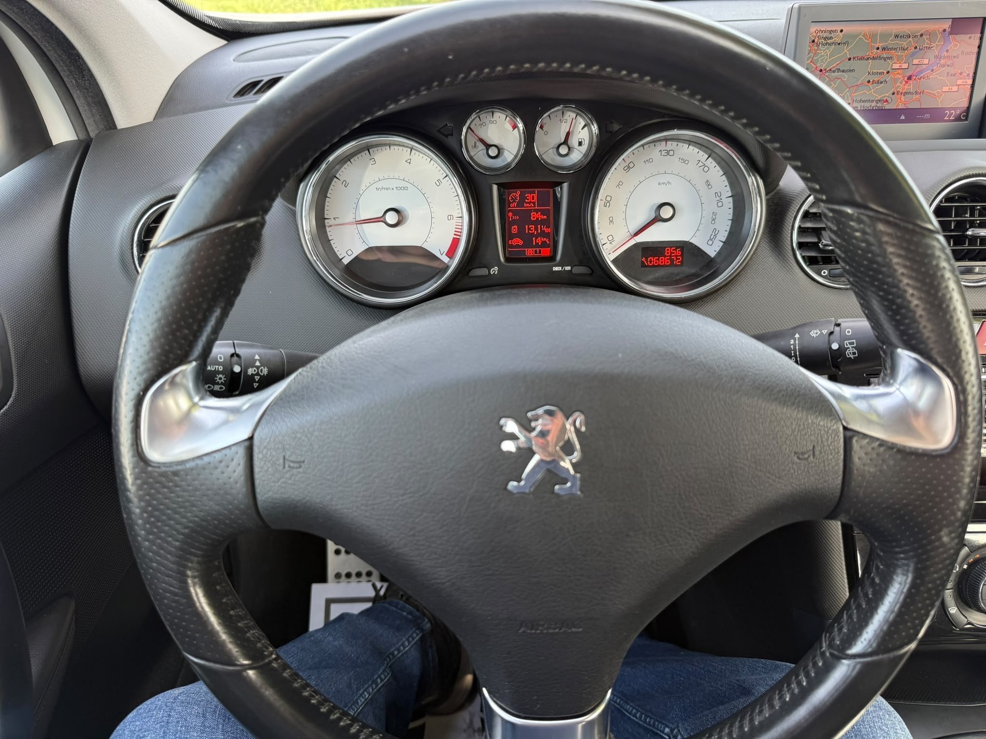 PEUGEOT 308 1.6 16V T GTi-image-11
