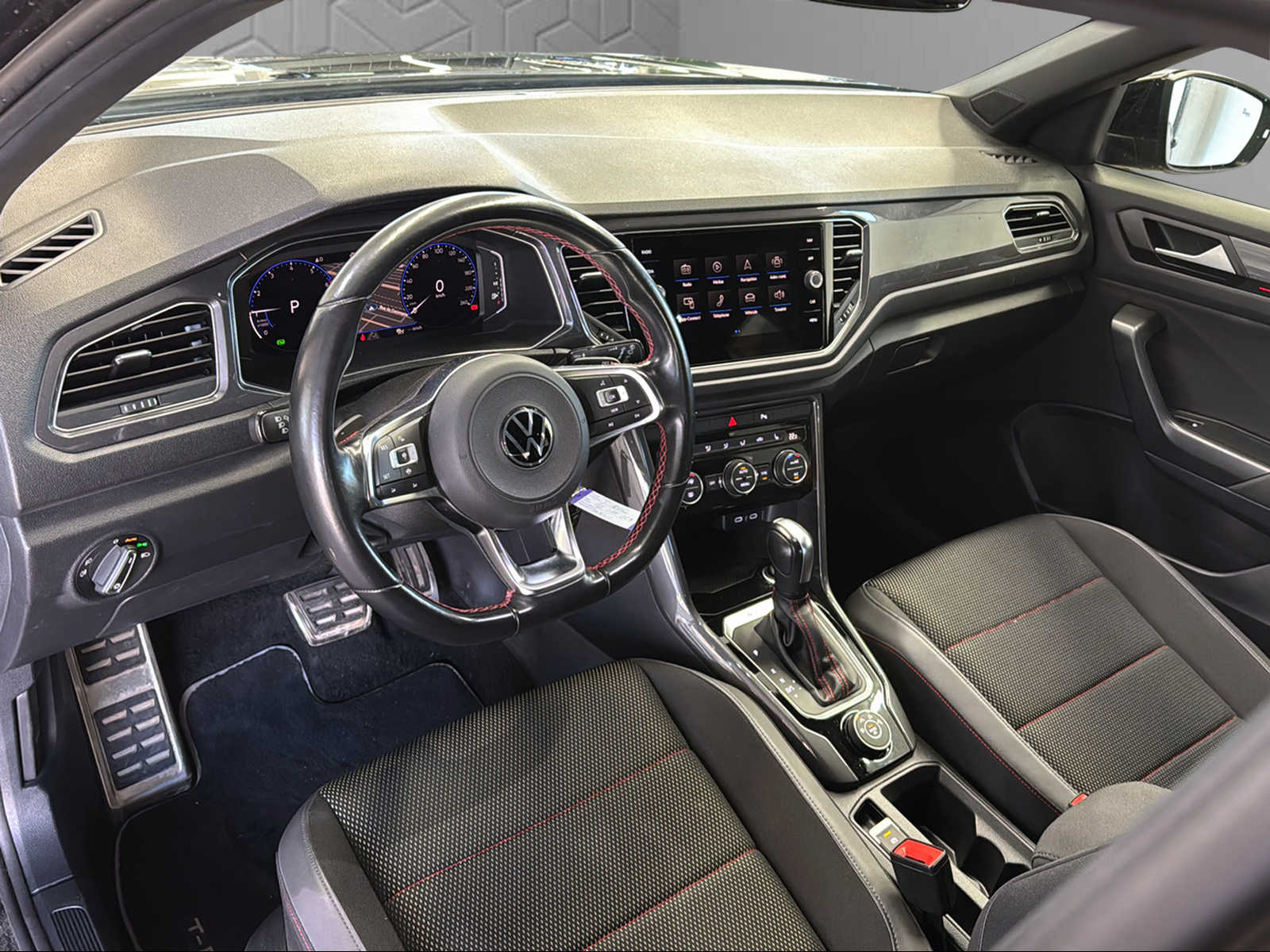 VW T-Roc 2.0 TSI Sport DSG 4Motion-image-11