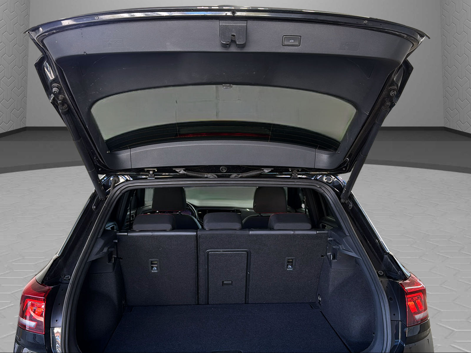VW T-Roc 2.0 TSI Sport DSG 4Motion-image-9