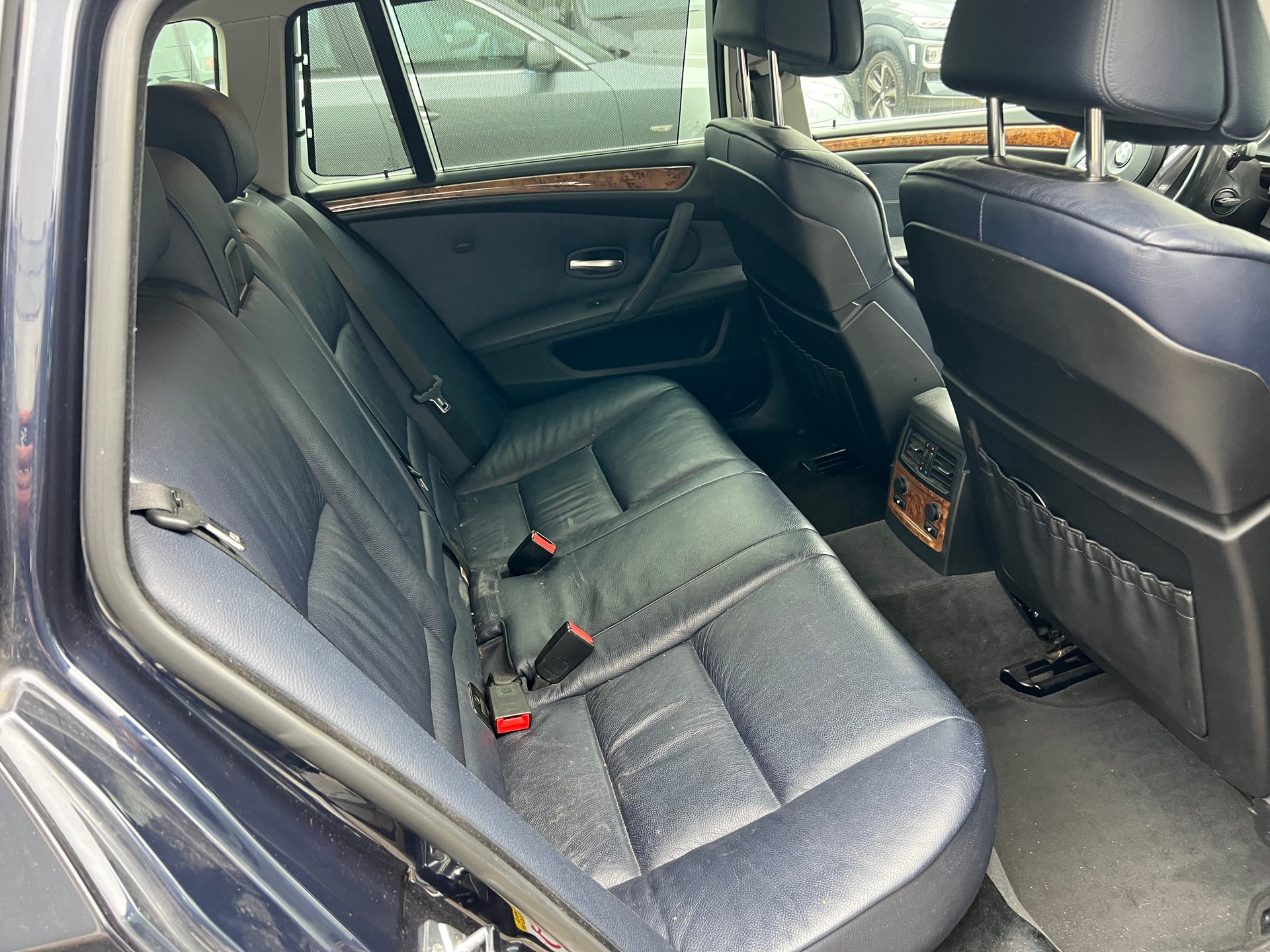 BMW 530xi Touring Steptronic-image-9
