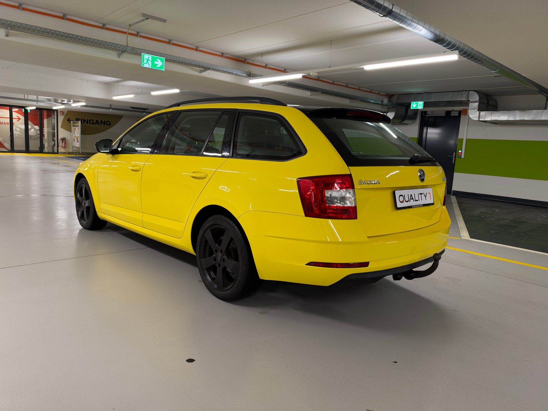 SKODA Octavia Combi 1.6 TDI Soleil DSG-image-6