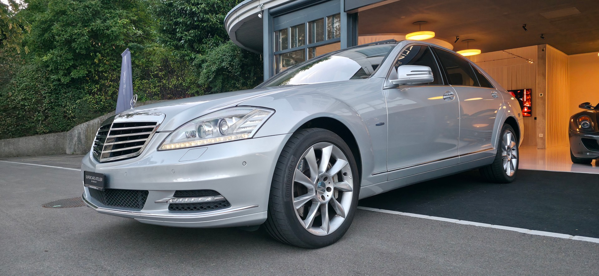 MERCEDES-BENZ S 500 L BlueEfficiency SS 4Matic 7G-Tronic-image-4