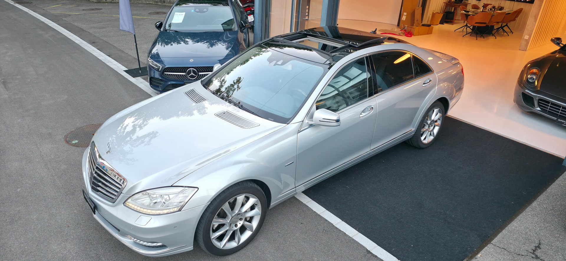 MERCEDES-BENZ S 500 L BlueEfficiency SS 4Matic 7G-Tronic-image-2